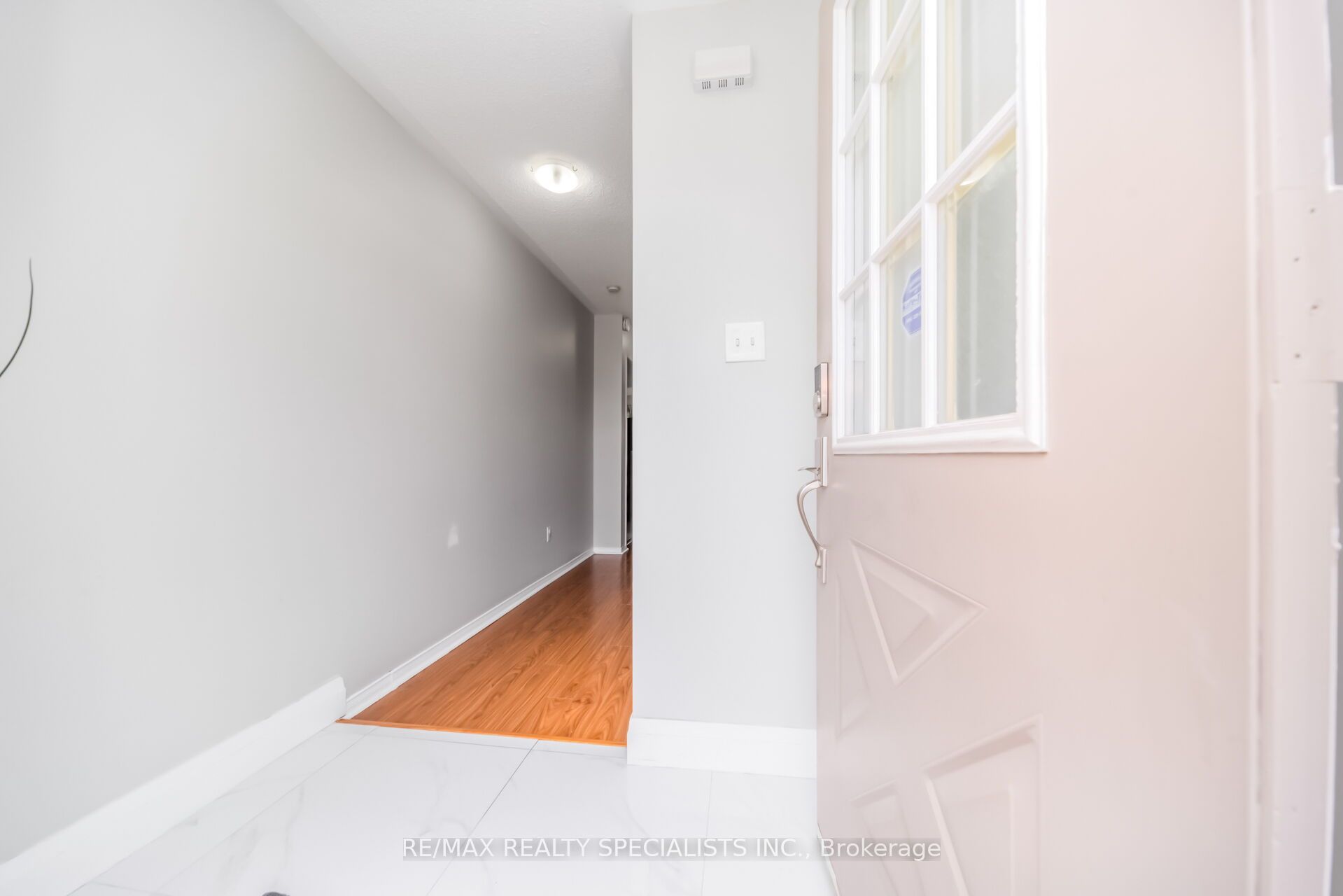 90 Wickstead Court, Brampton, ON L6R 1N8 photo 5