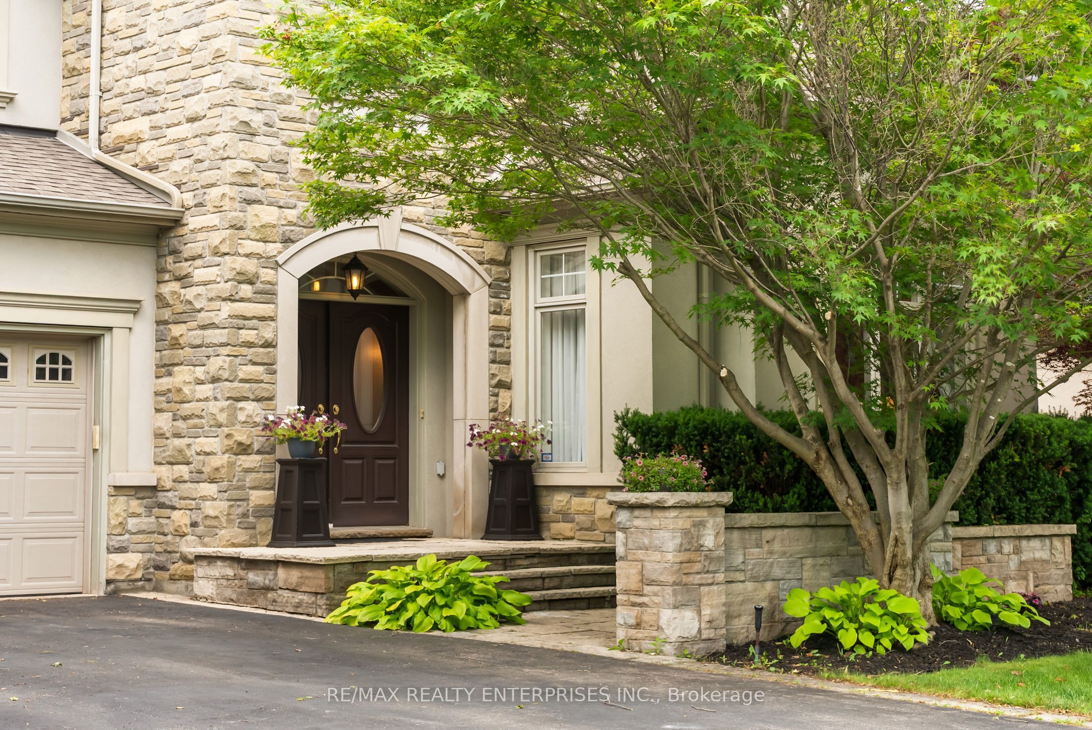 535 Canyon Street, Mississauga, ON L5H 4L4 photo 3