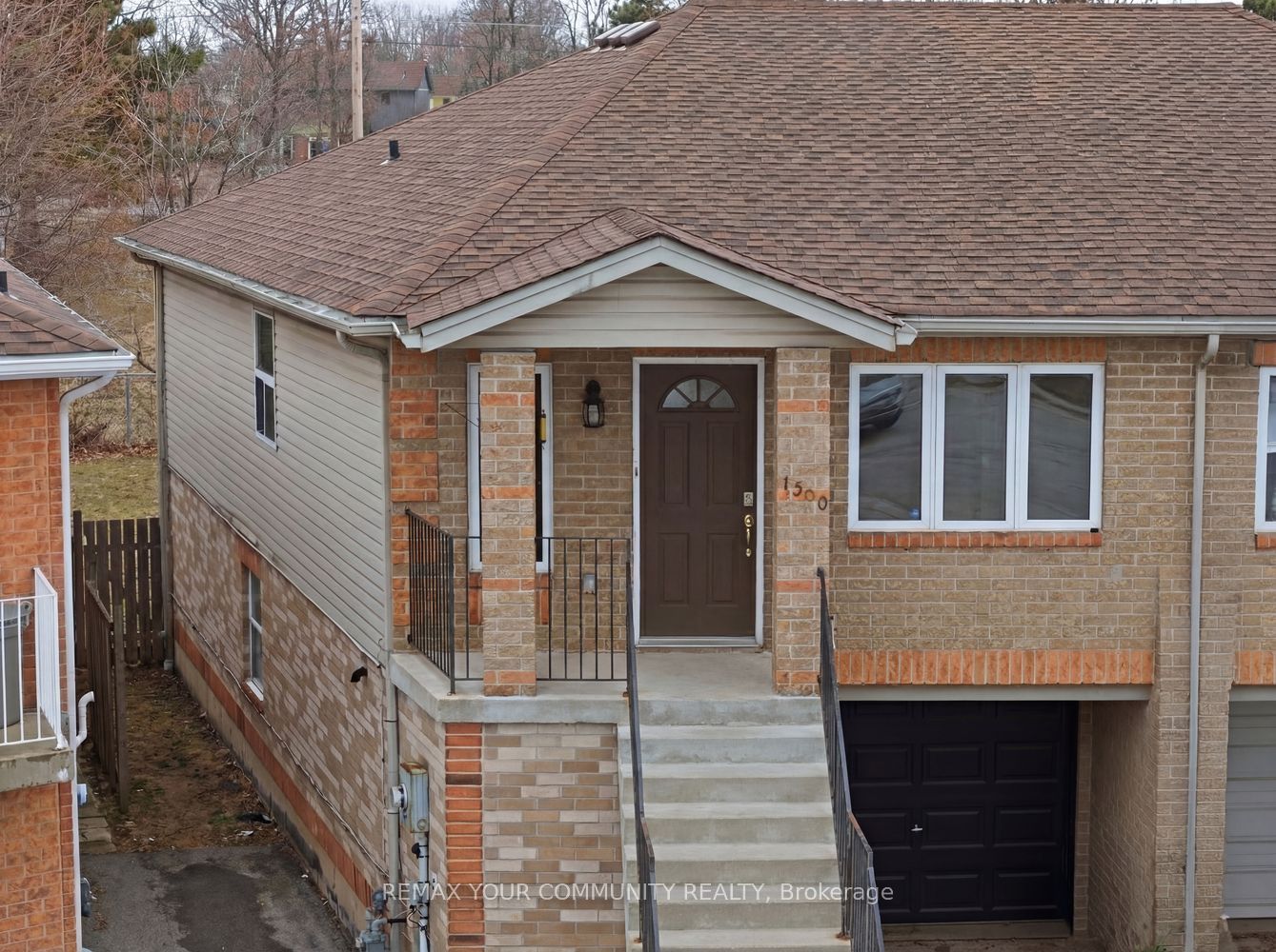 1500 Paddington Court, Burlington, ON L7M 1W7 photo 3