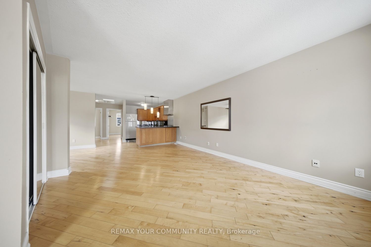 1500 Paddington Court, Burlington, ON L7M 1W7 photo 5