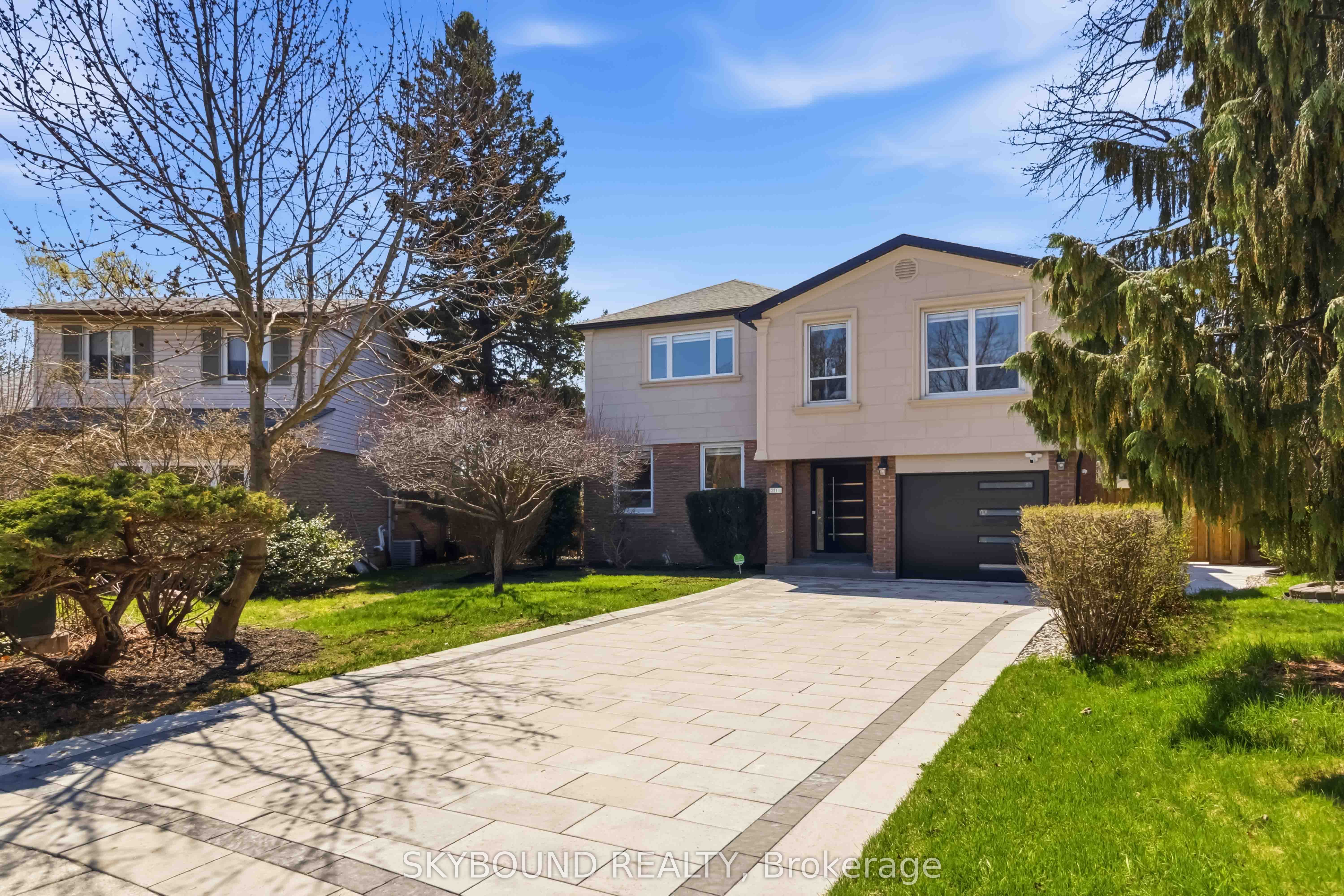 2711 Spruce Needle Court, Mississauga, ON L5L 1N2 photo 3