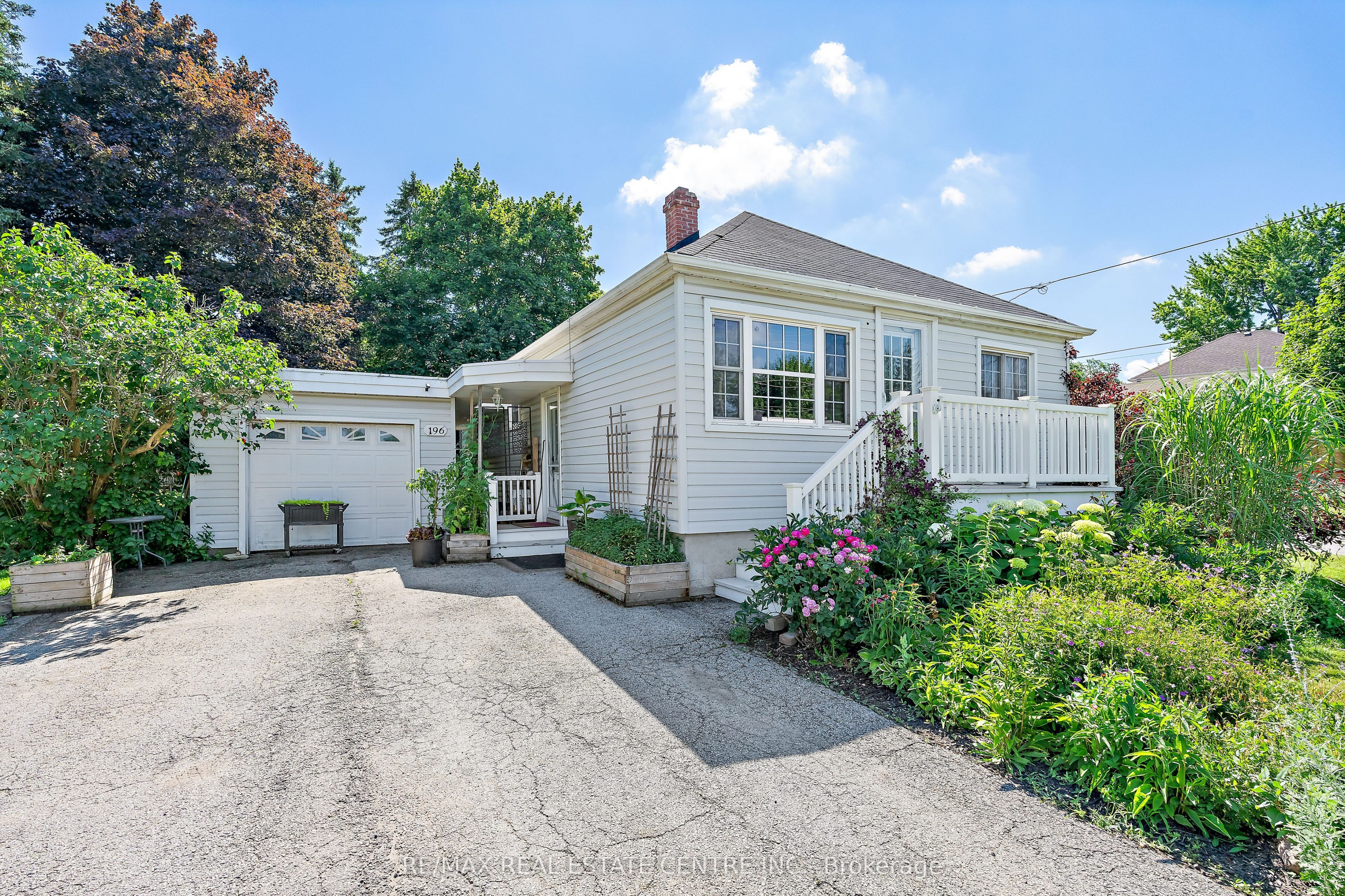 196 Main Street N, Halton Hills, ON L7J 1W8 photo 5