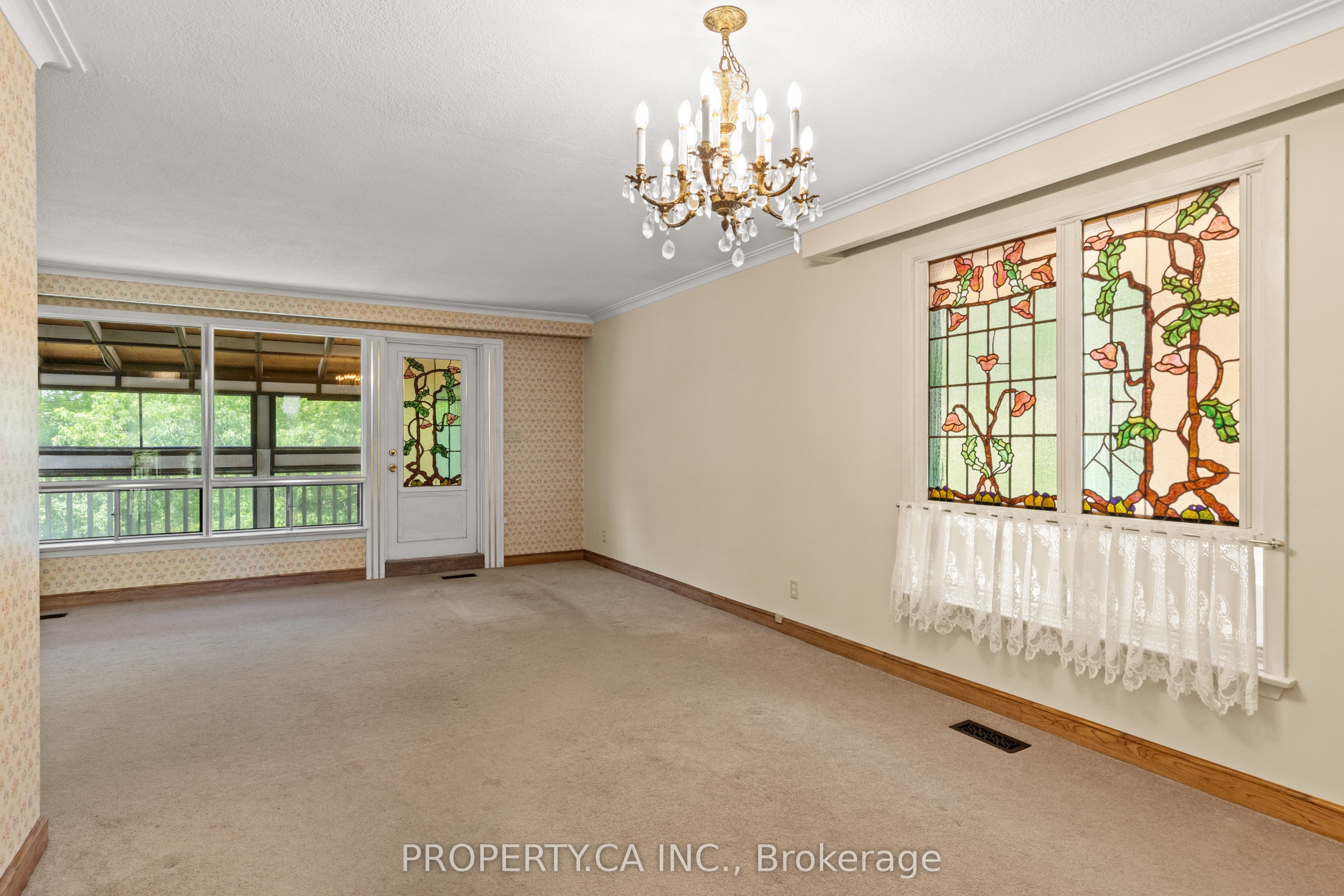 77 Troutbrooke Drive, Toronto, ON M3M 1S6 photo 5