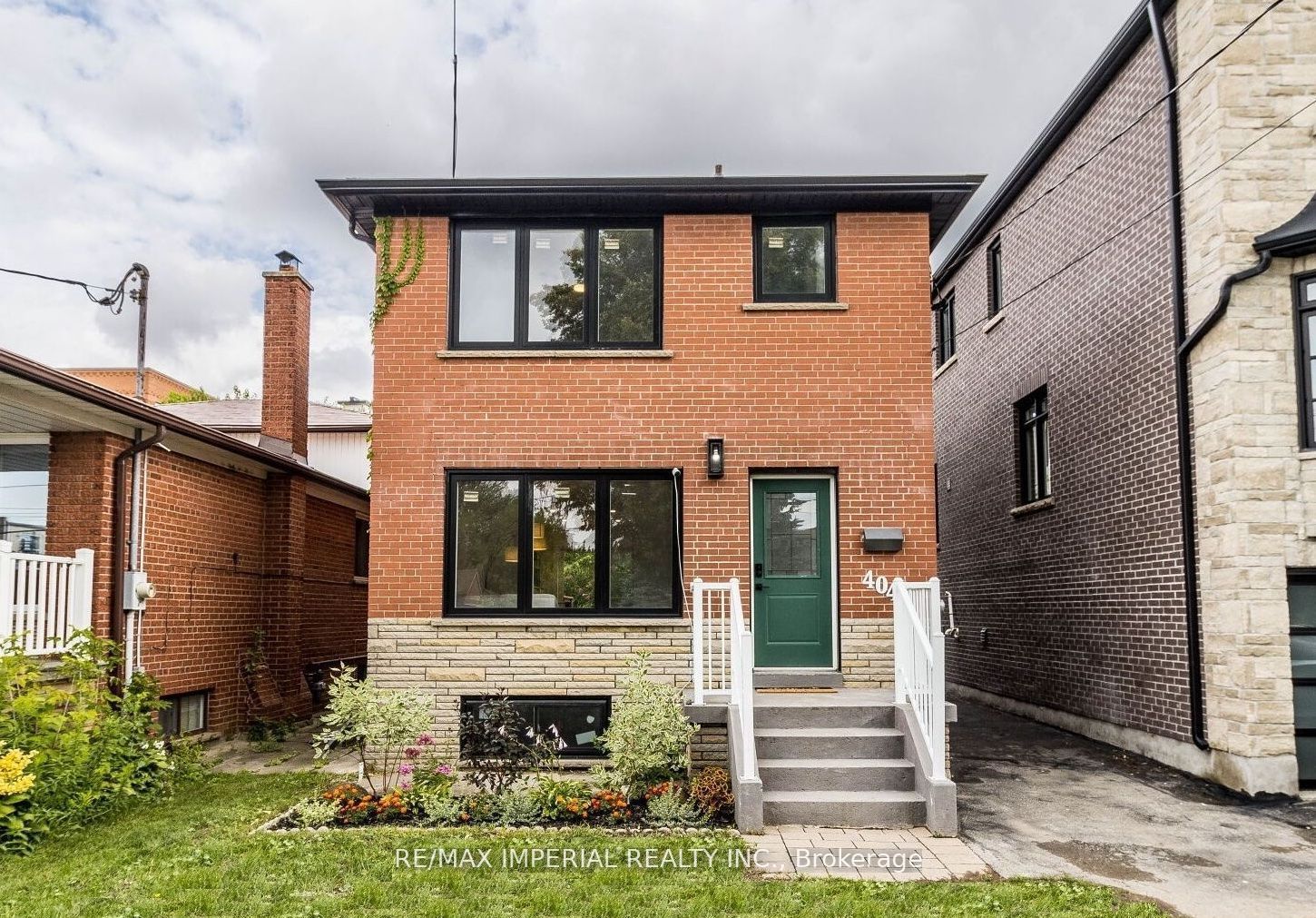 404 Glen Park Avenue Basement, Toronto, ON M6B 2E5