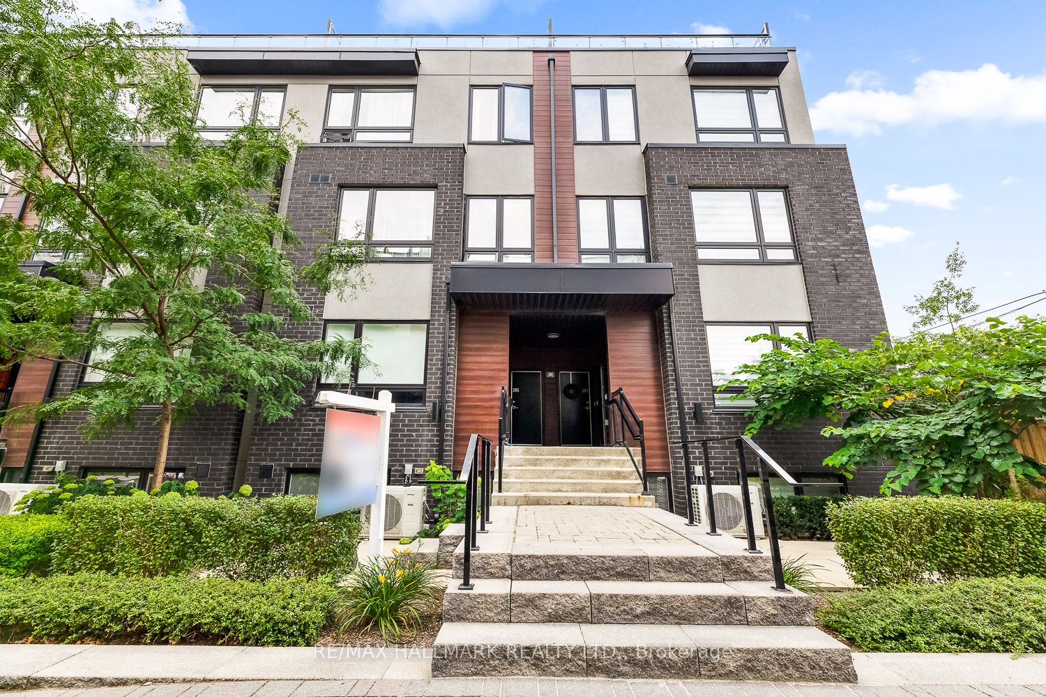 1120 Briar Hill Avenue 306, Toronto, ON M6B 0A9 photo 4