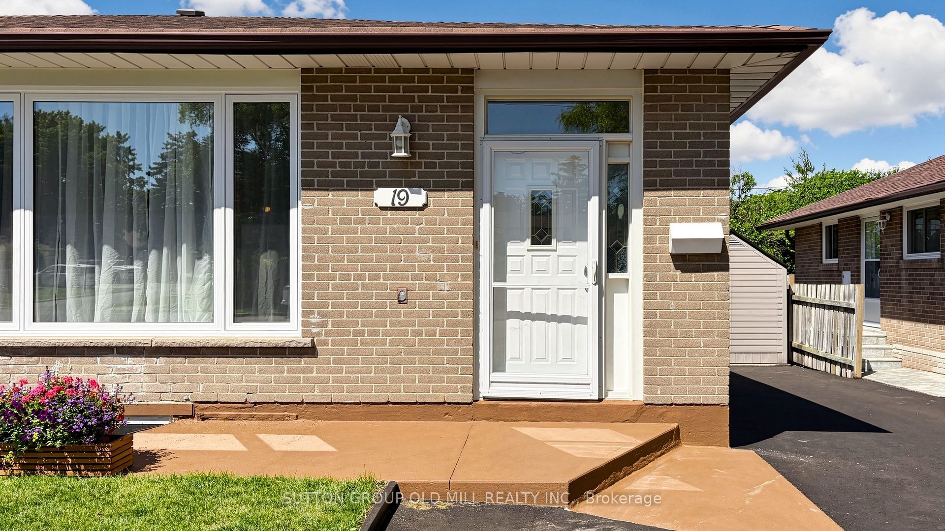 19 Ascot Avenue, Brampton, ON L6T 2P3 photo 5