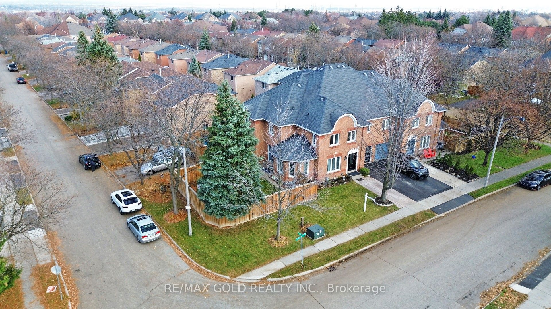 20 Clover Bloom Road, Brampton, ON L6R 1R8 photo 2