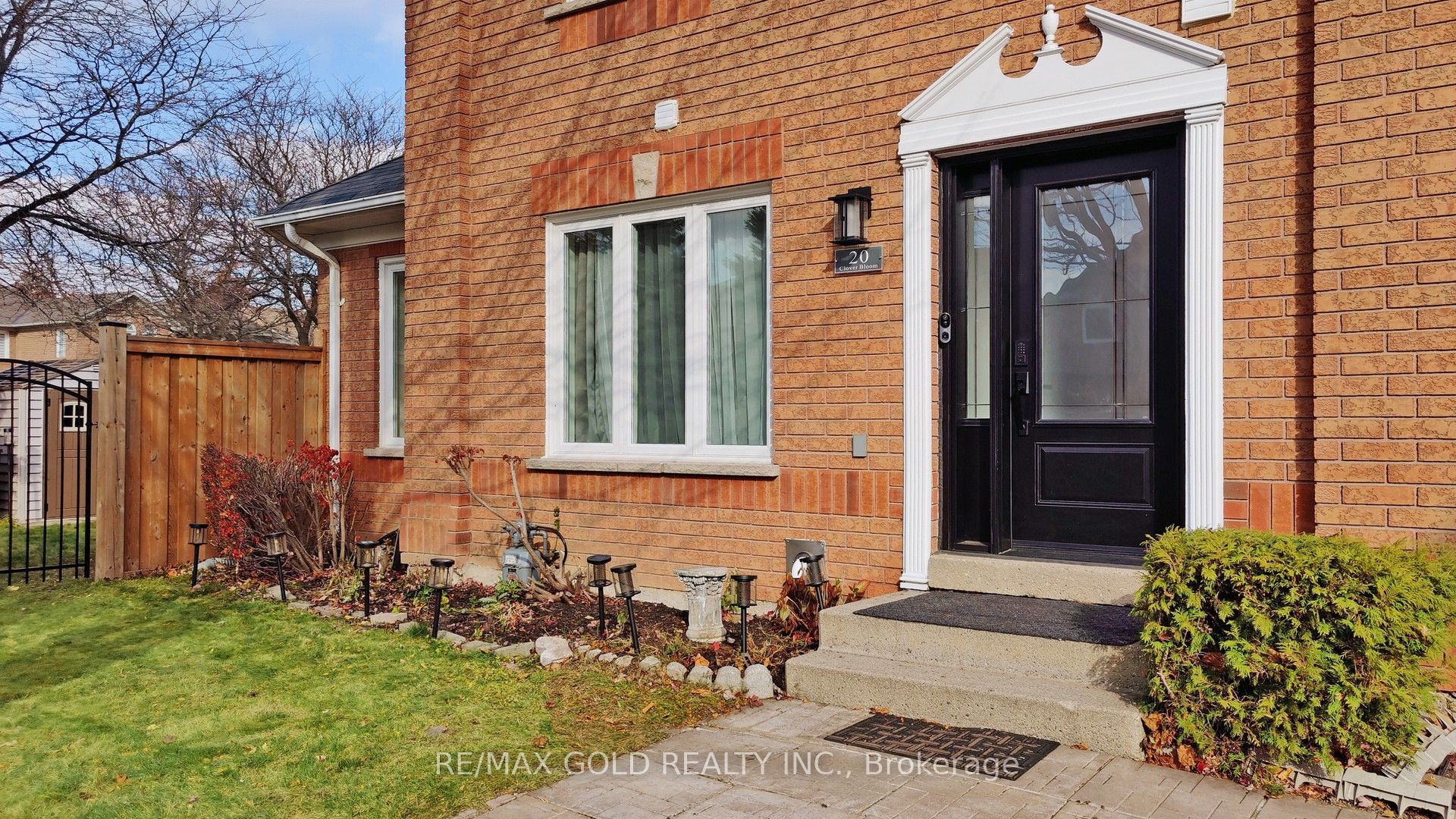 20 Clover Bloom Road, Brampton, ON L6R 1R8 photo 4