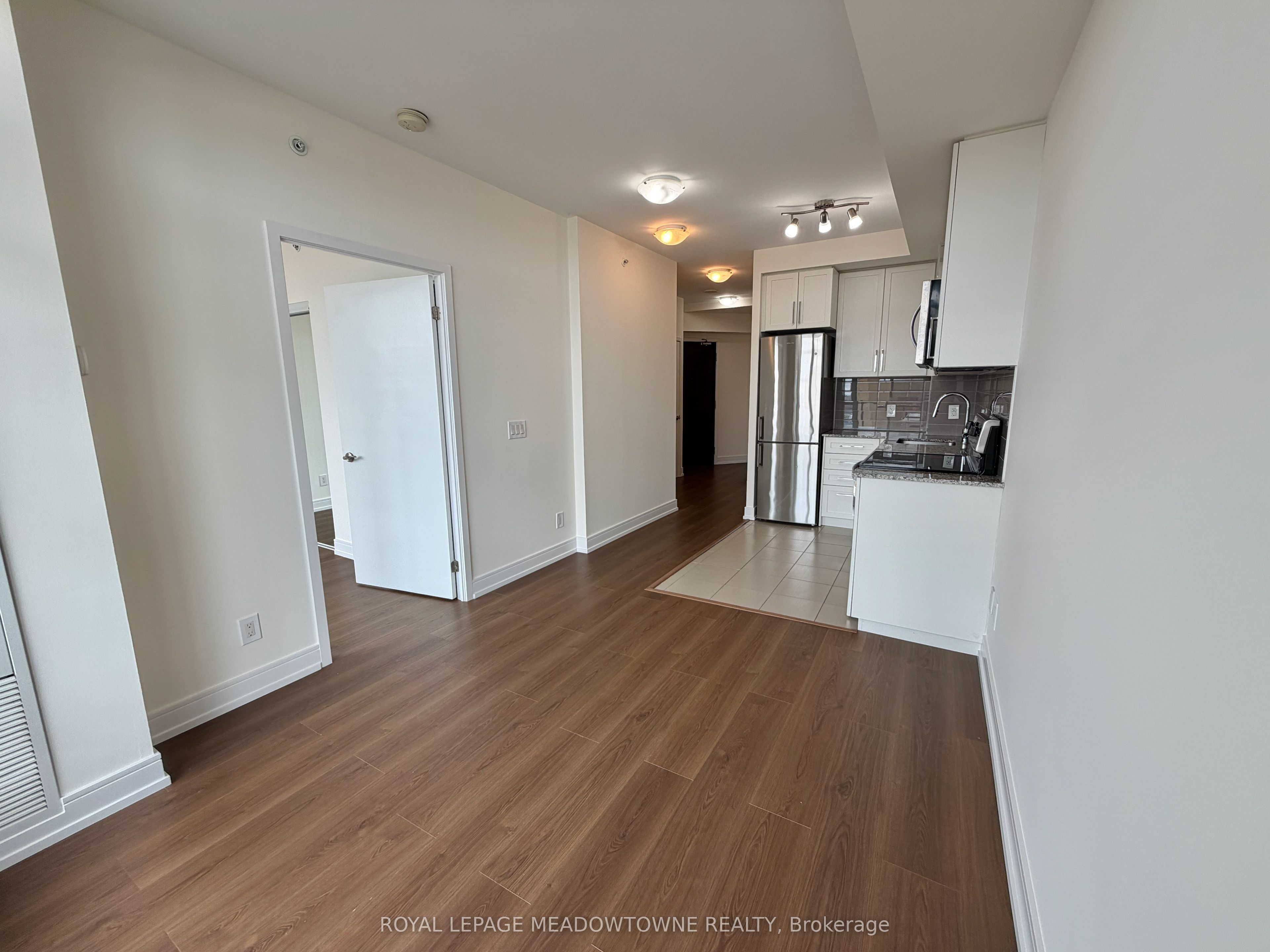 840 Queens Plate Drive #1601, Toronto, ON M9W 0E7 photo 3