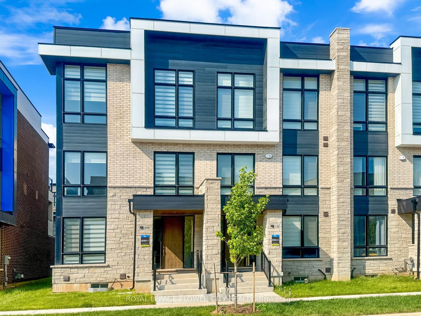 3098 Meadowridge Drive, Oakville, ON L6H 7Z1