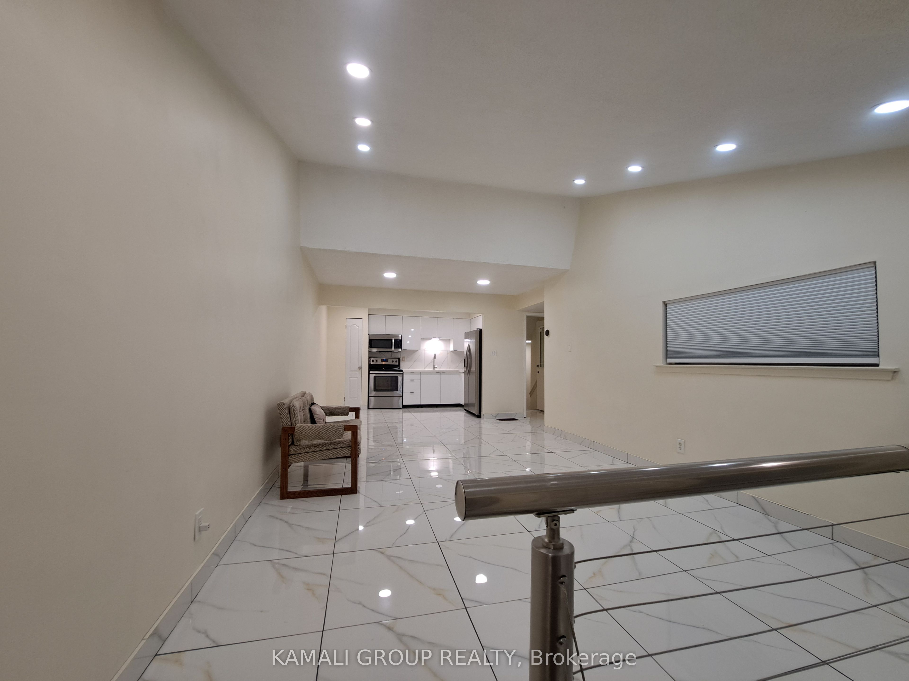 262 John Garland Boulevard, Toronto, ON M9V 1N8 photo 5