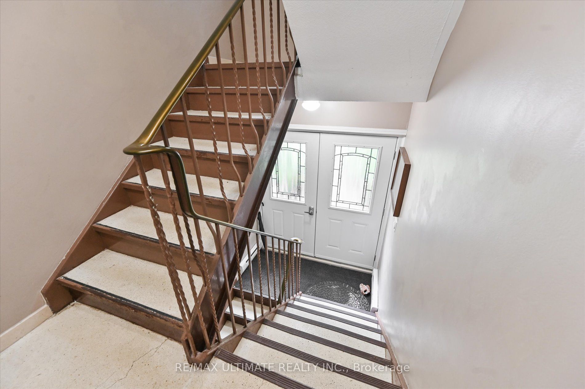 76 Hilldale Road, Toronto, ON M6N 3Y2 photo 3
