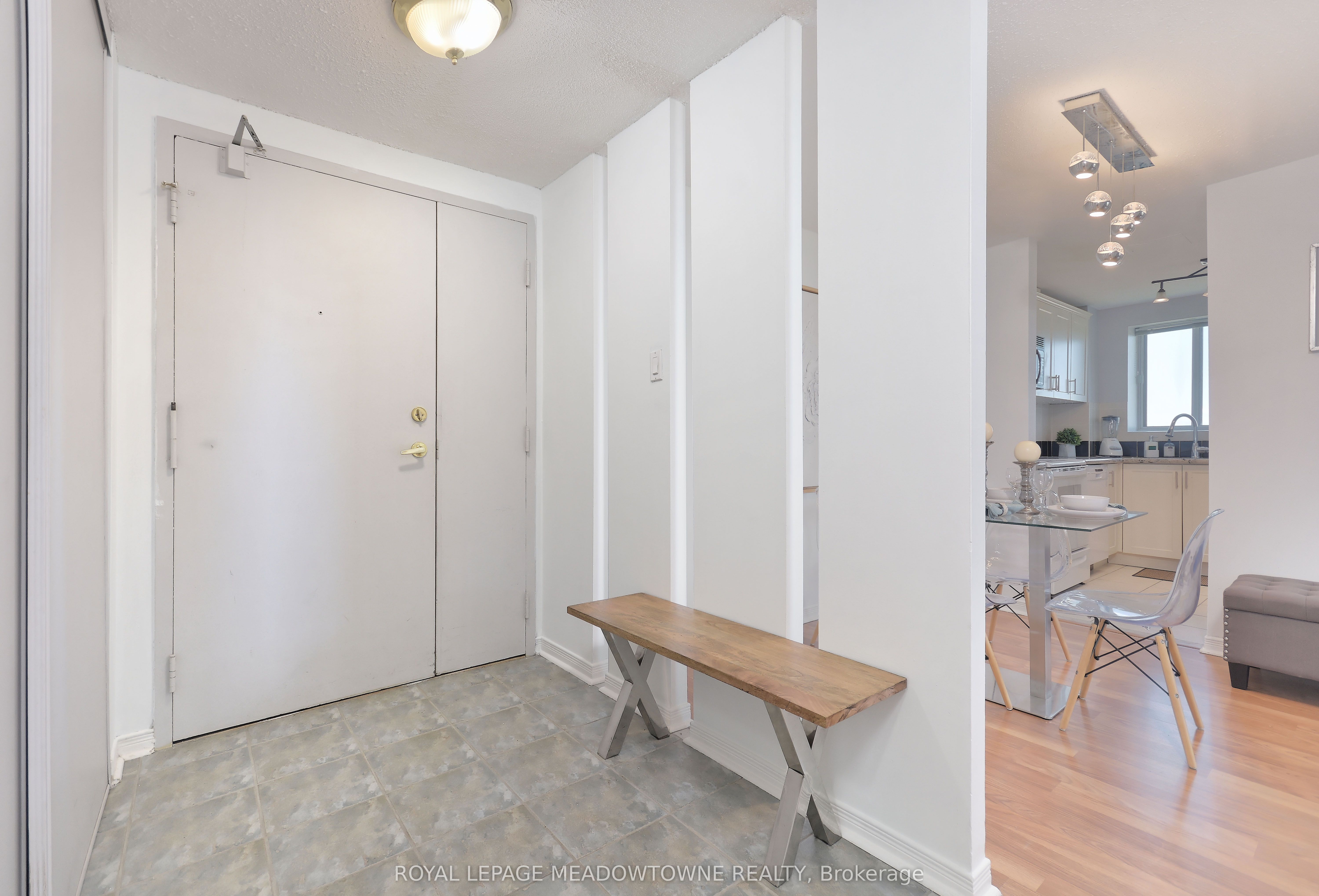 6720 Glen Erin Drive 1013, Mississauga, ON L5N 3K8 photo 4