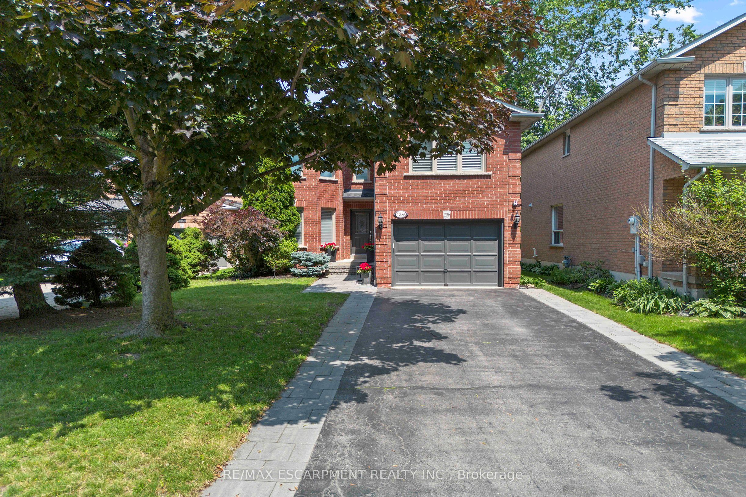 1839 Fellen Place, Mississauga, ON L5J 4S4 photo 2