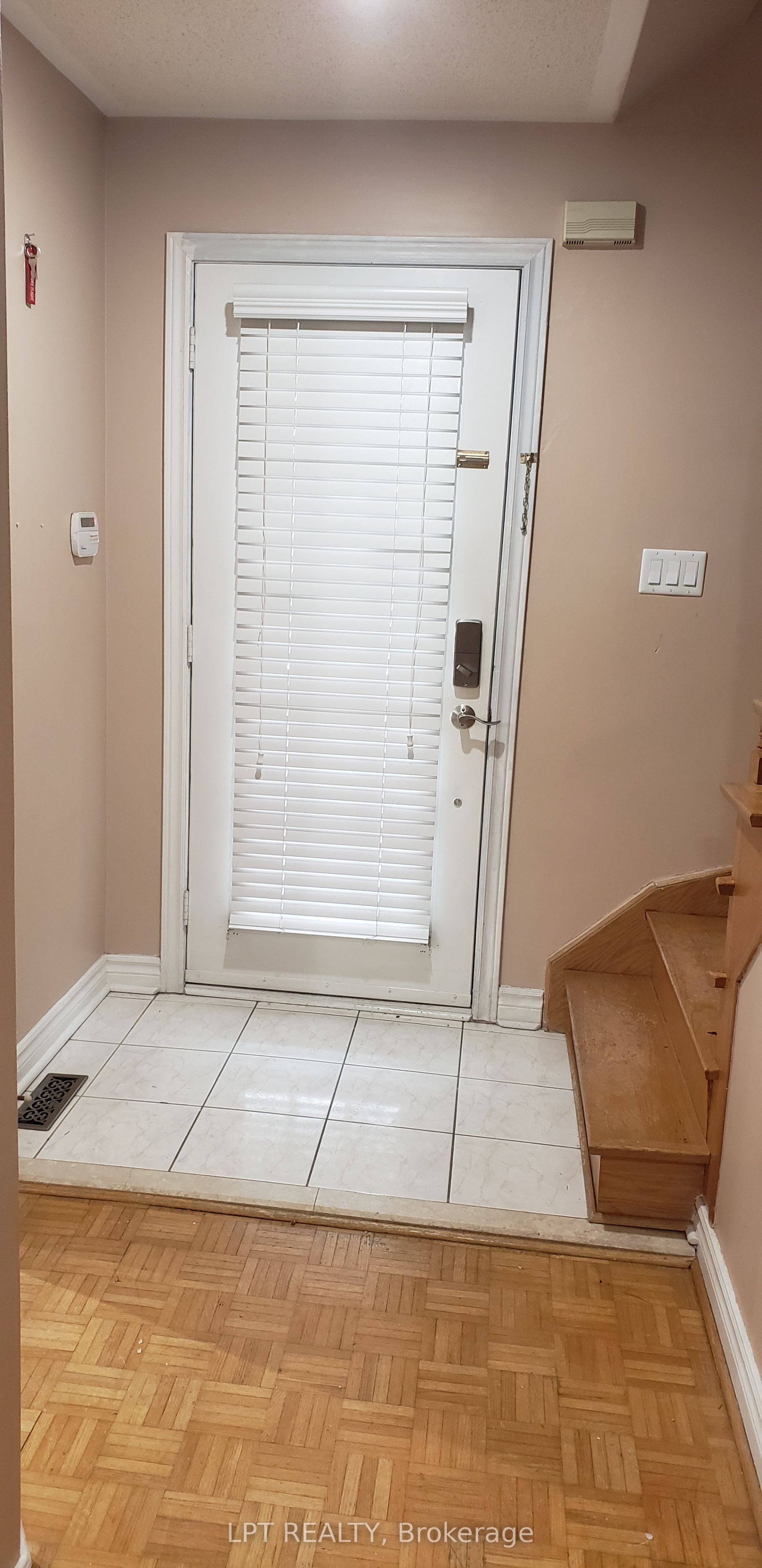 81 Shady Pine Circle, Brampton, ON L6R 1K3 photo 5