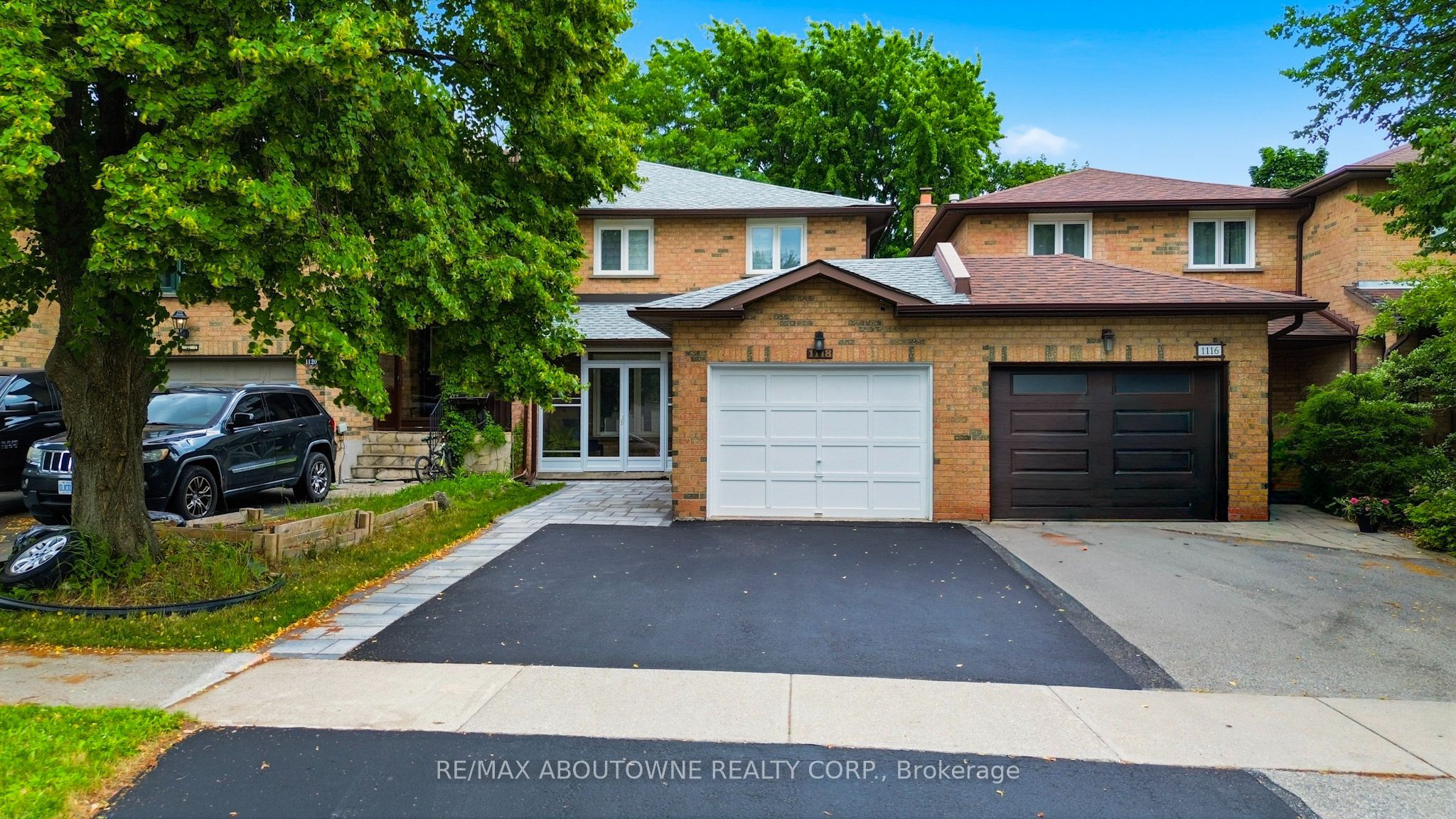 1118 Avondale Drive, Oakville, ON L6H 5L4