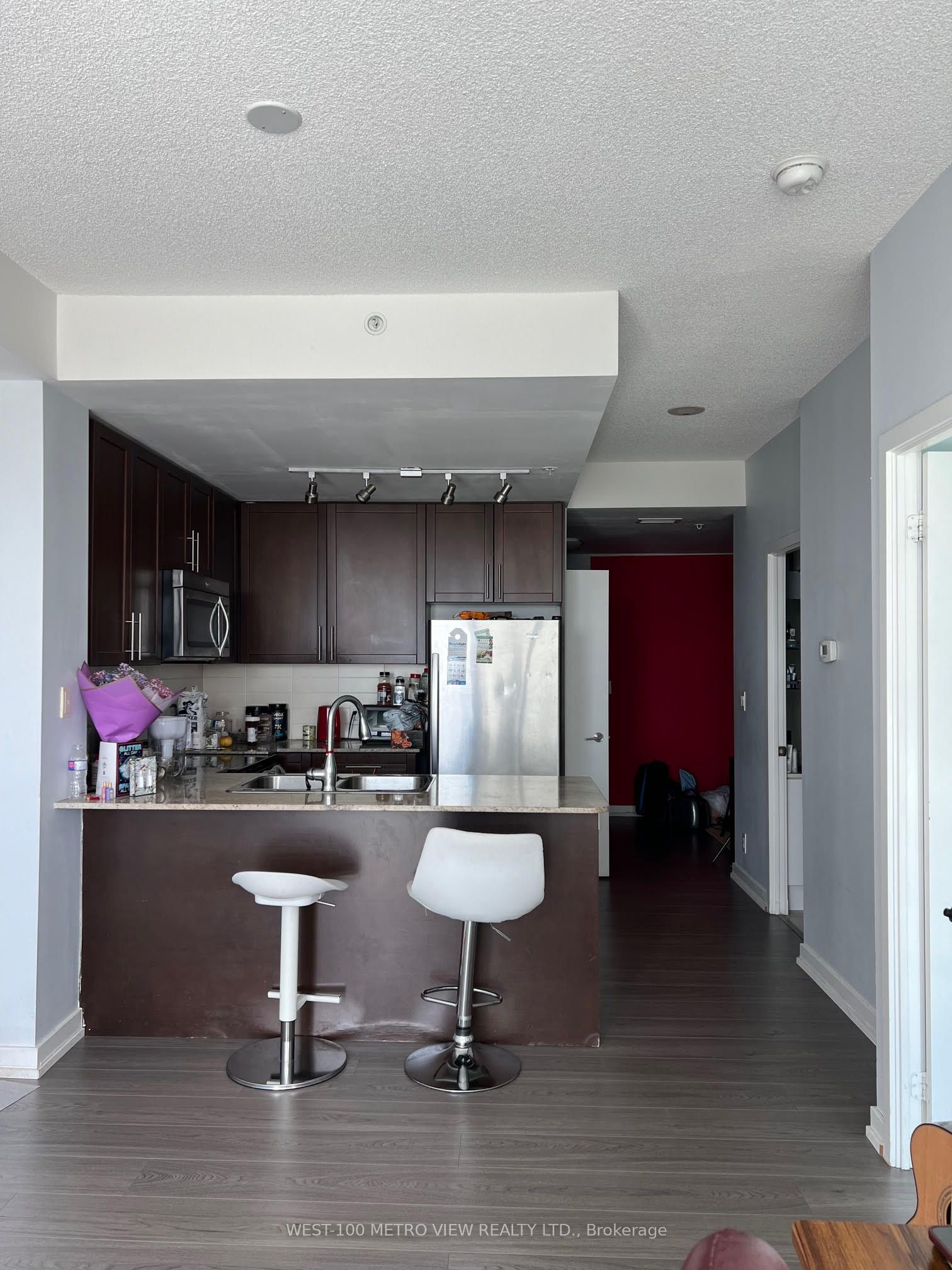 3985 Grand Park Drive 1607, Mississauga, ON L5B 0H8 photo 3