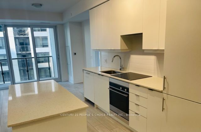 30 Elm Drive W 2410, Mississauga, ON L5B 0N6 photo 2