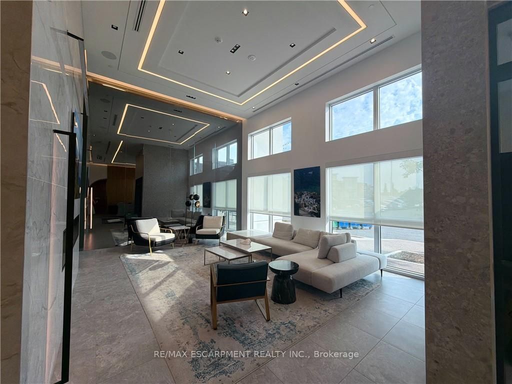 509 Dundas Street W 616, Oakville, ON L6M 1L9 photo 5
