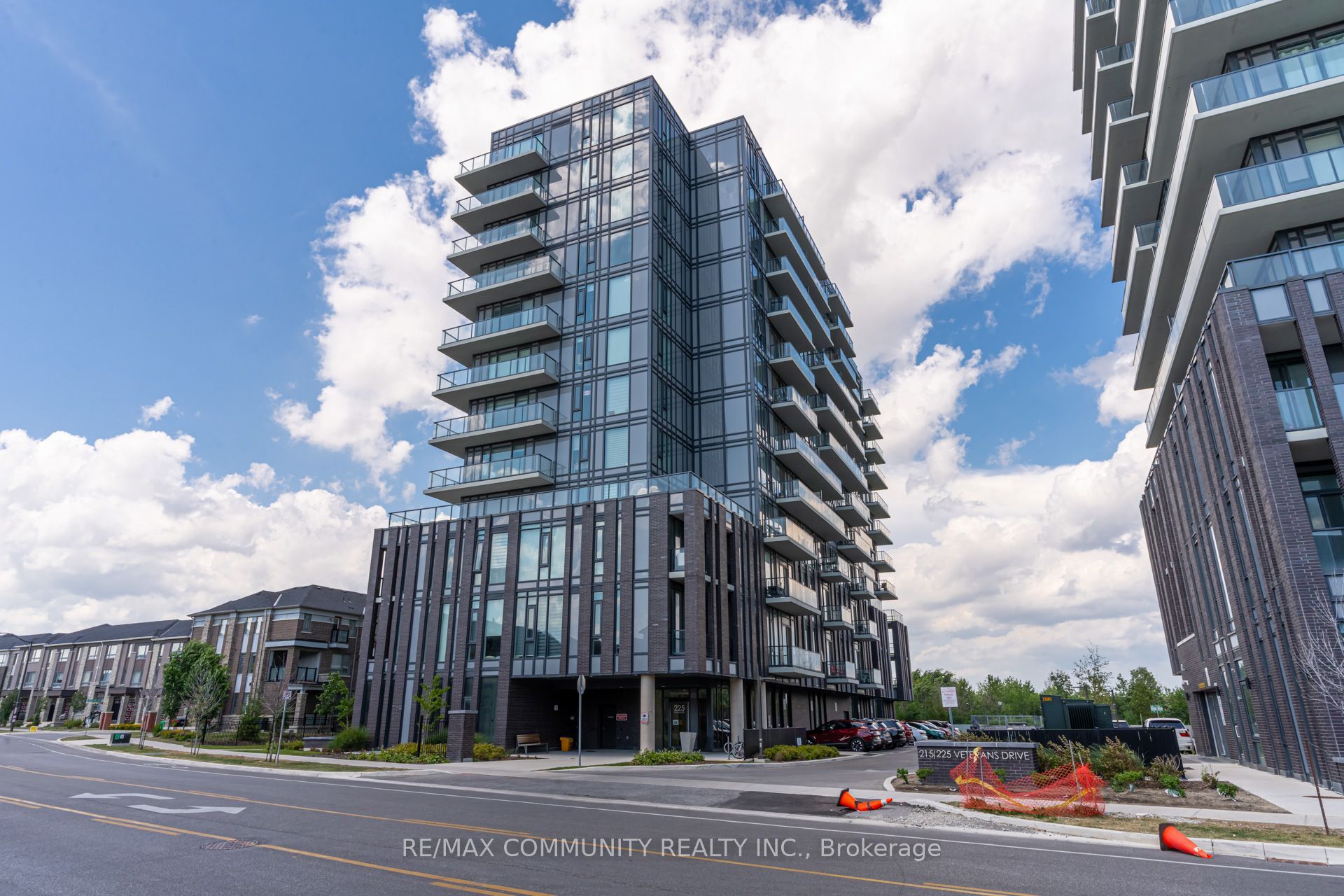 225 Veterans Drive 1206, Brampton, ON L7A 5L7