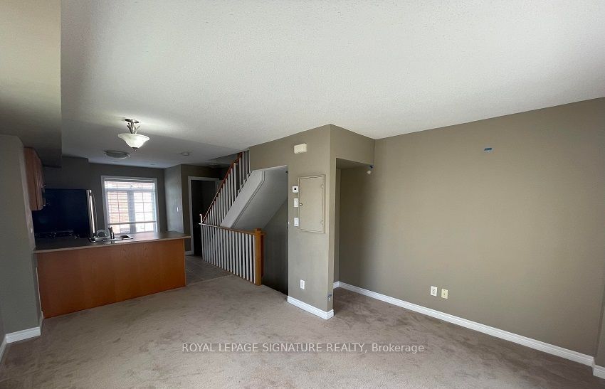 870 Jane Street 218, Toronto, ON M6N 4C2 photo 3