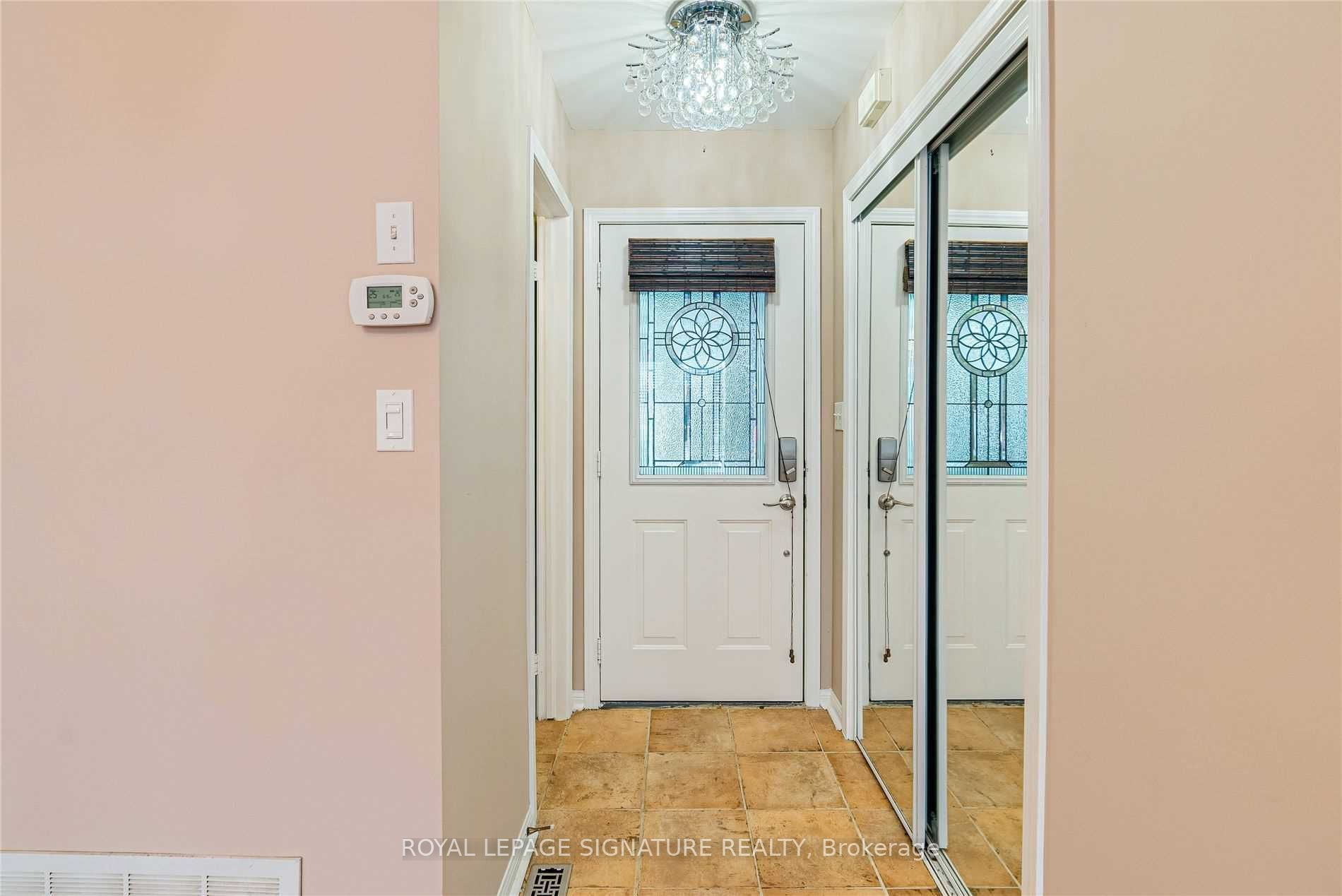 759 Edwards Avenue Upper, Milton, ON L9T 6B3 photo 5