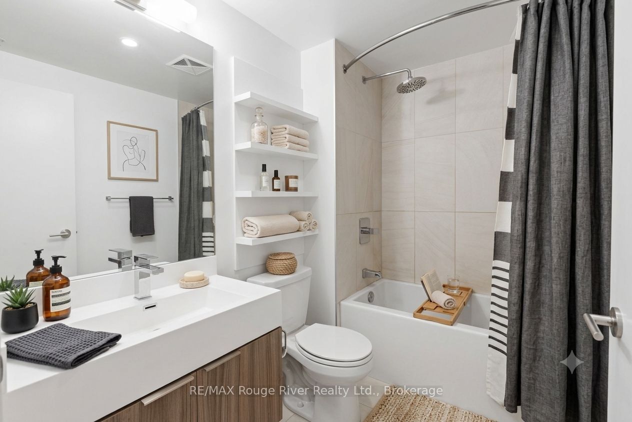 30 Samuel Wood Way 1005, Toronto, ON M9B 0C9 photo 5