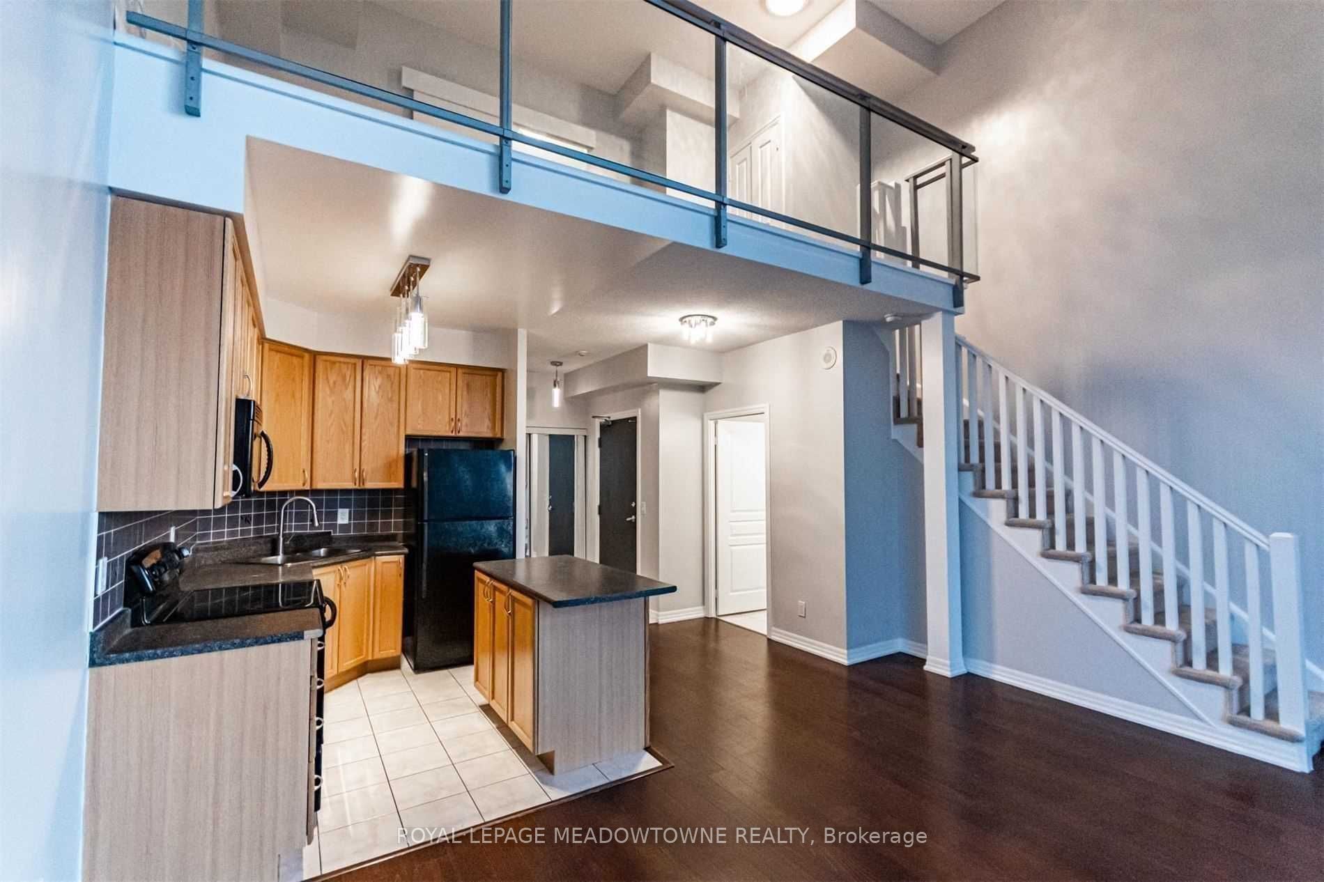 223 Webb Drive 2114, Mississauga, ON L5B 0E8