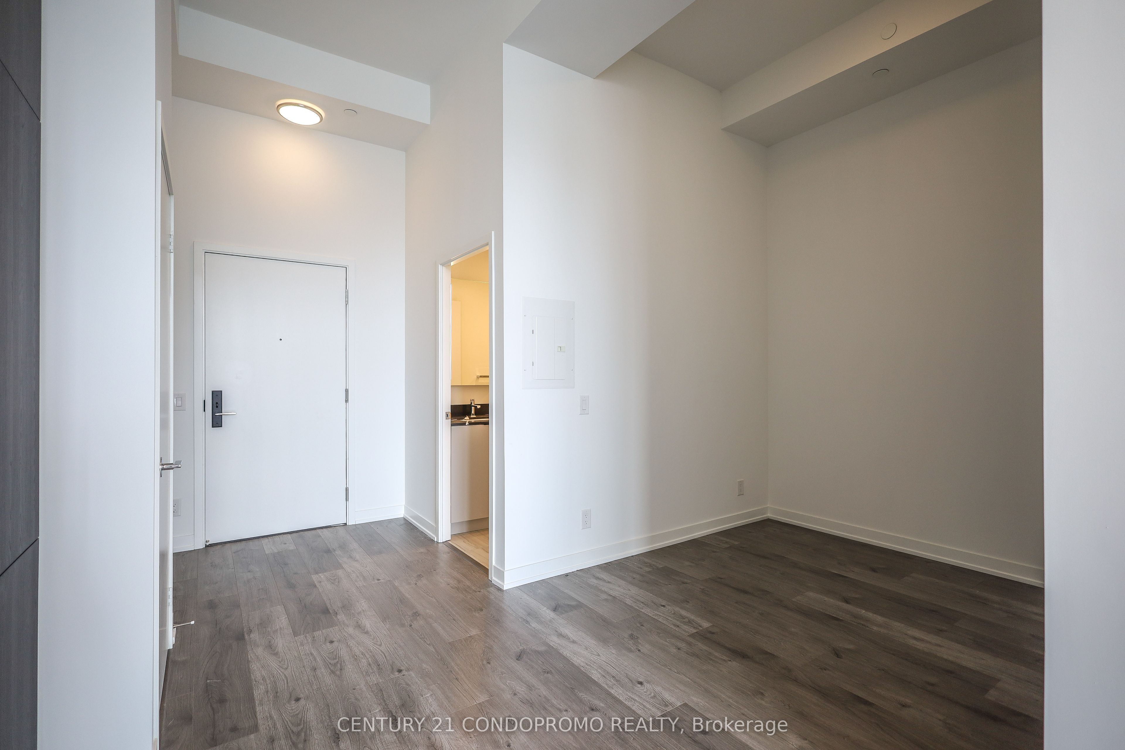 285 Dufferin Street 1511, Toronto, ON M6K 0J2 photo 4