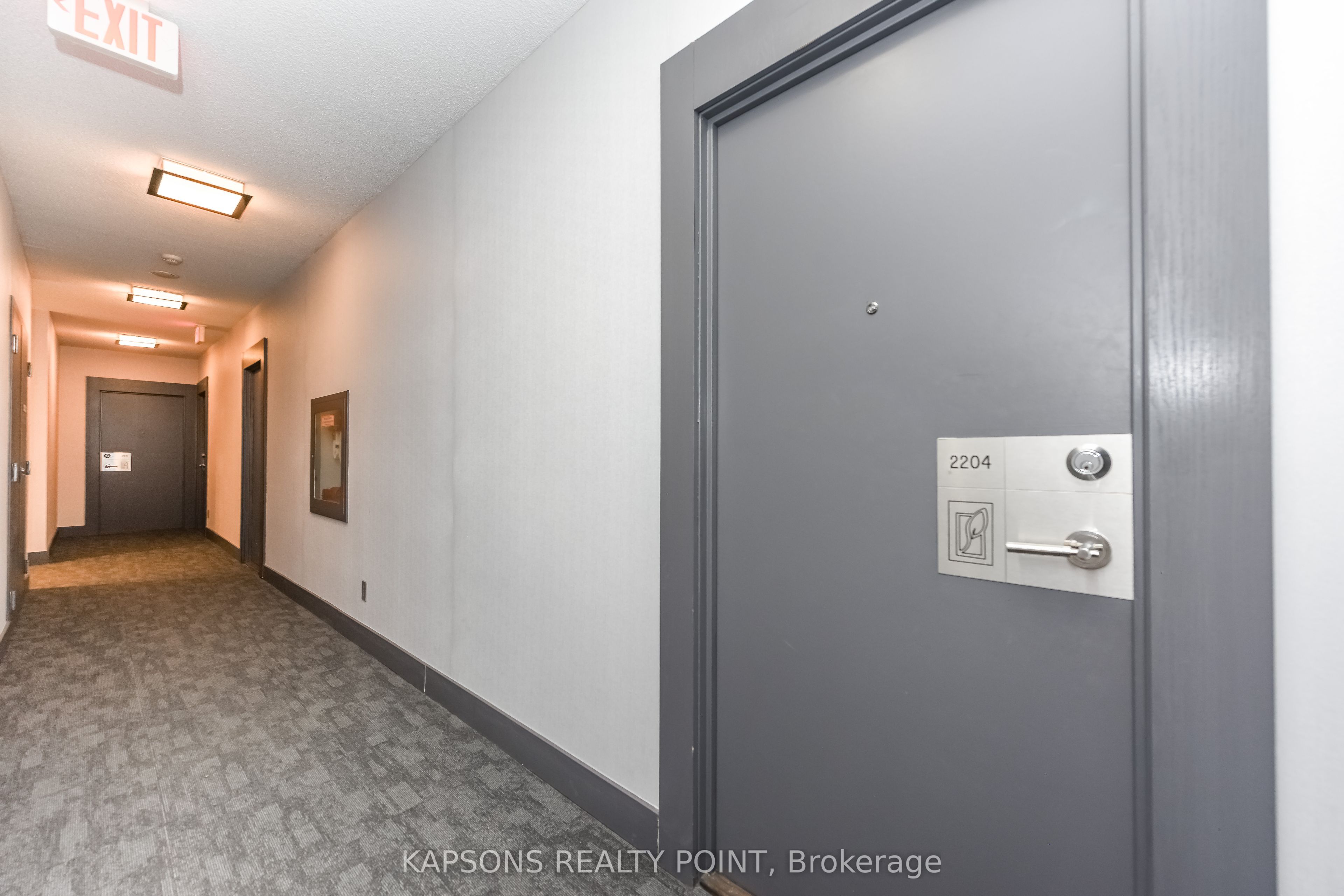 4070 Confederation Parkway 2204, Mississauga, ON L5B 0E9 photo 4