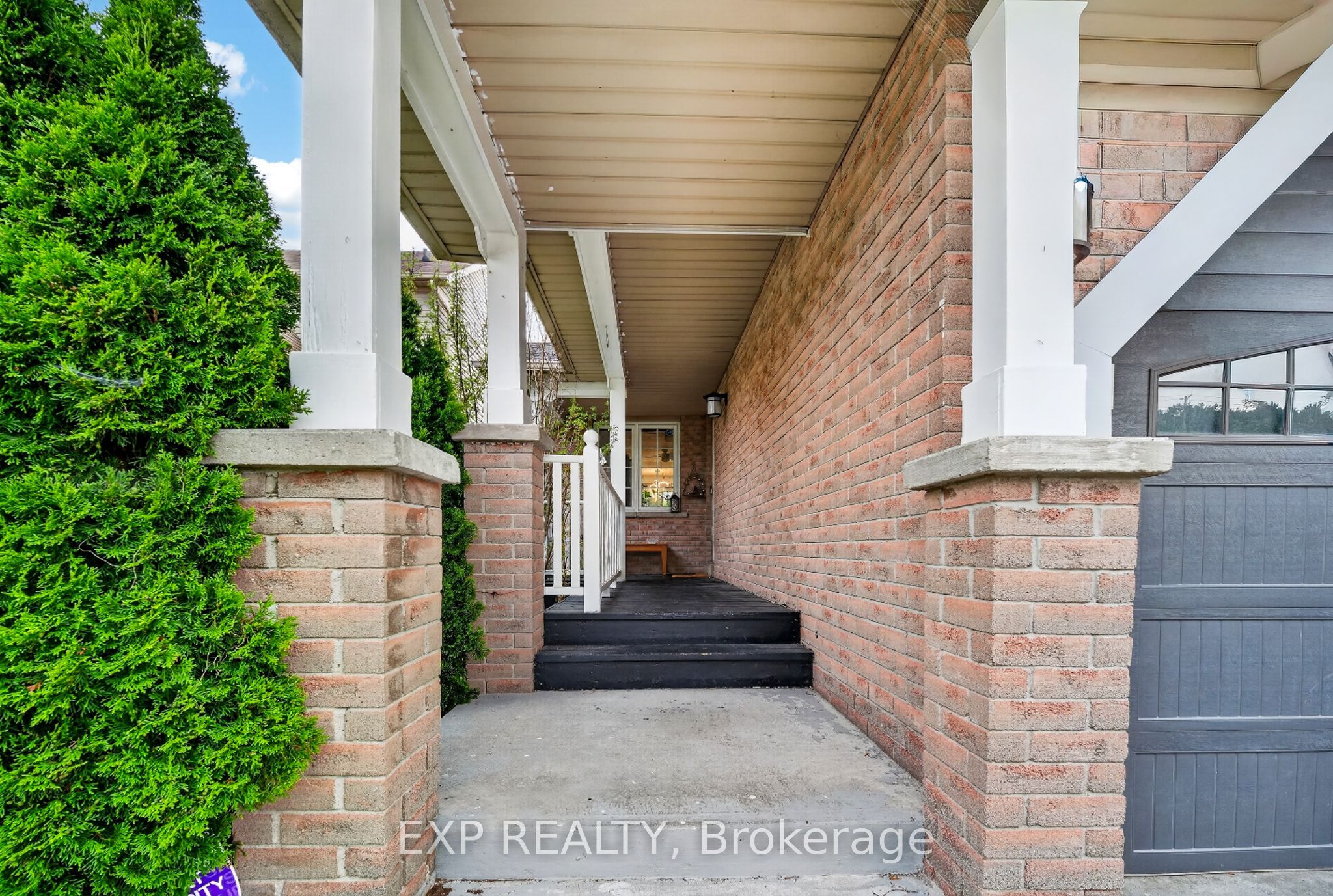 5896 Chorley Place Upper, Mississauga, ON L5M 5L7 photo 2