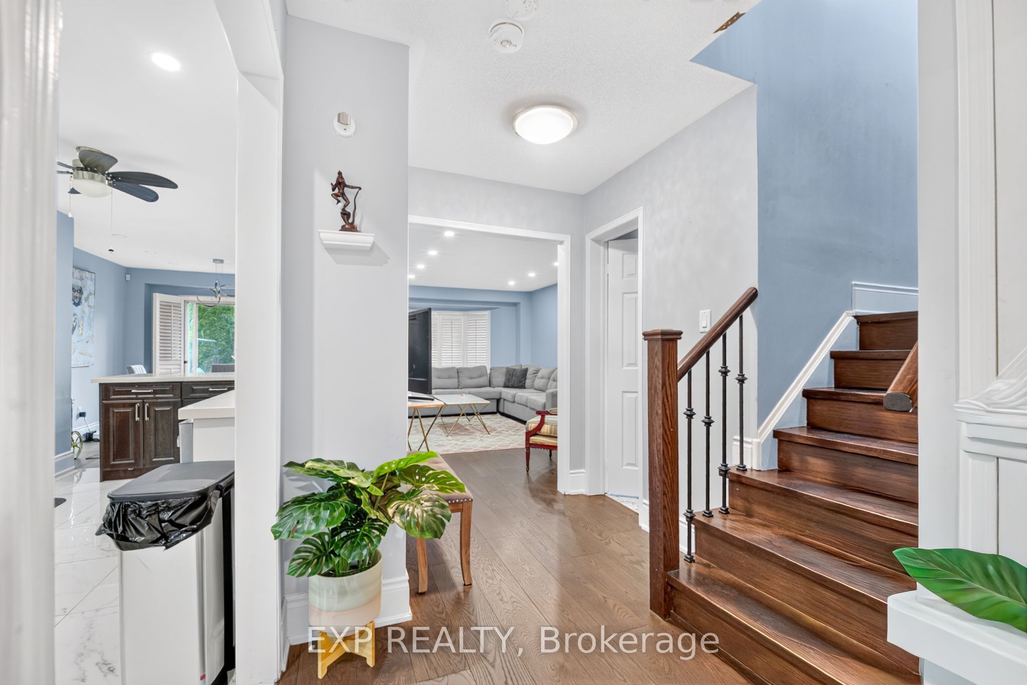 5896 Chorley Place Upper, Mississauga, ON L5M 5L7 photo 4