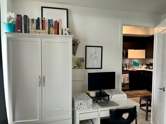 56 Annie Craig Drive 1208, Toronto, ON M8V 0C8 photo 4