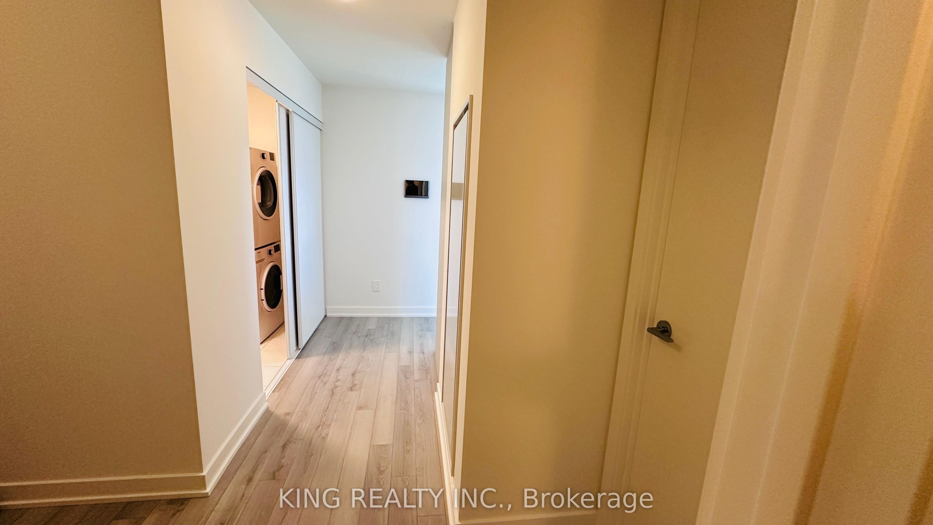 3079 Trafalgar Road 1802, Oakville, ON L6H 8C5 photo 4