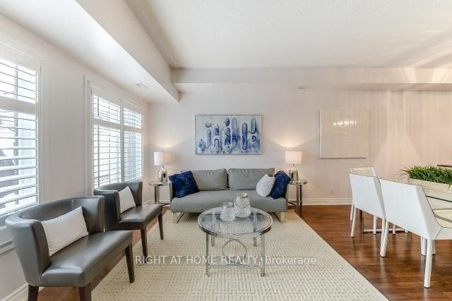 5 Richgrove Drive E 104, Toronto, ON M9R 0A3 photo 2
