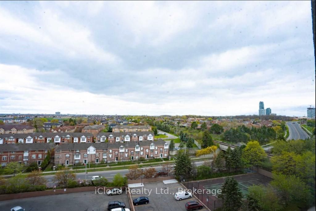 135 Hillcrest Avenue 906, Mississauga, ON L5B 4B1 photo 5