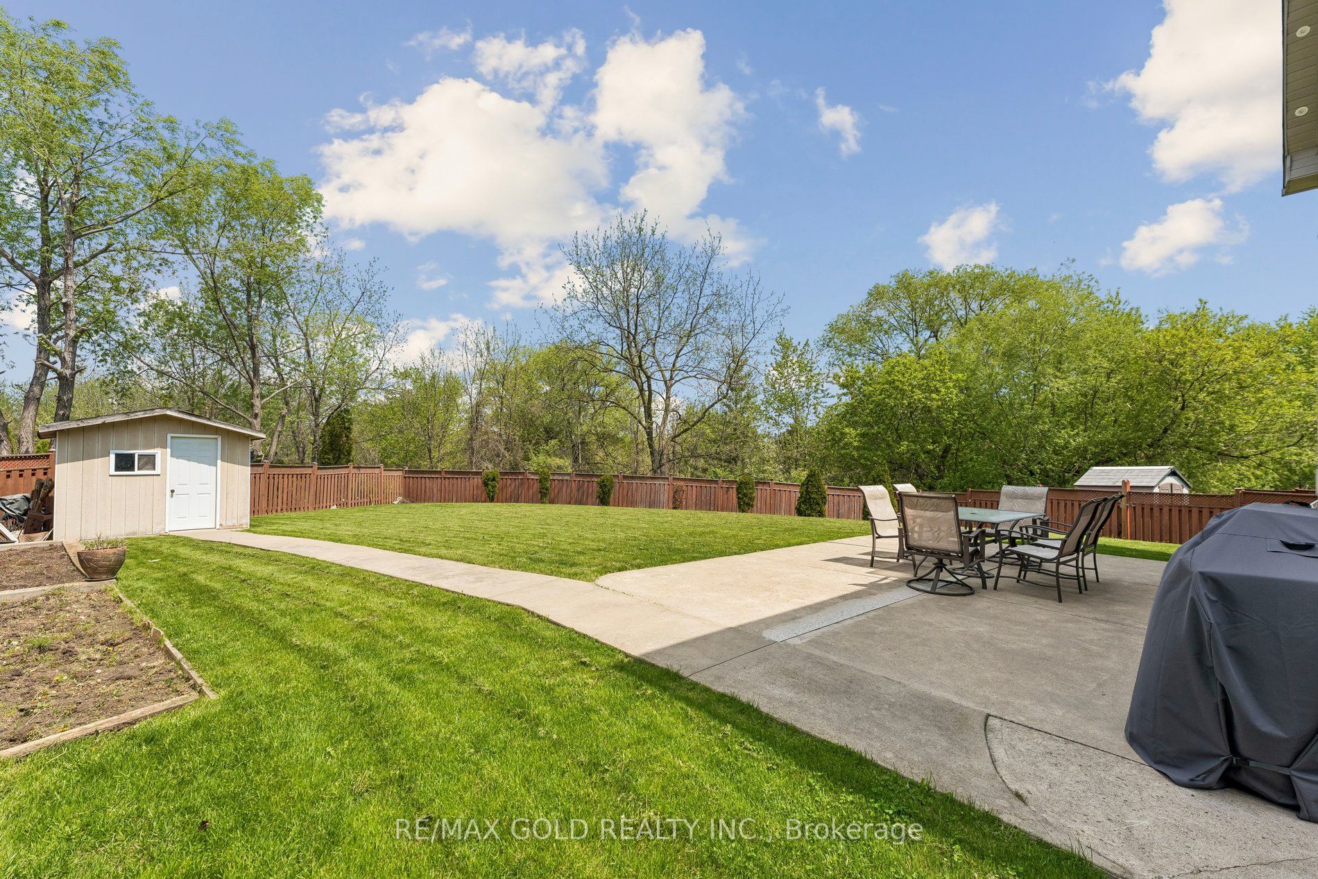 74 Avalanche Crescent, Brampton, ON L6P 1L8 photo 2