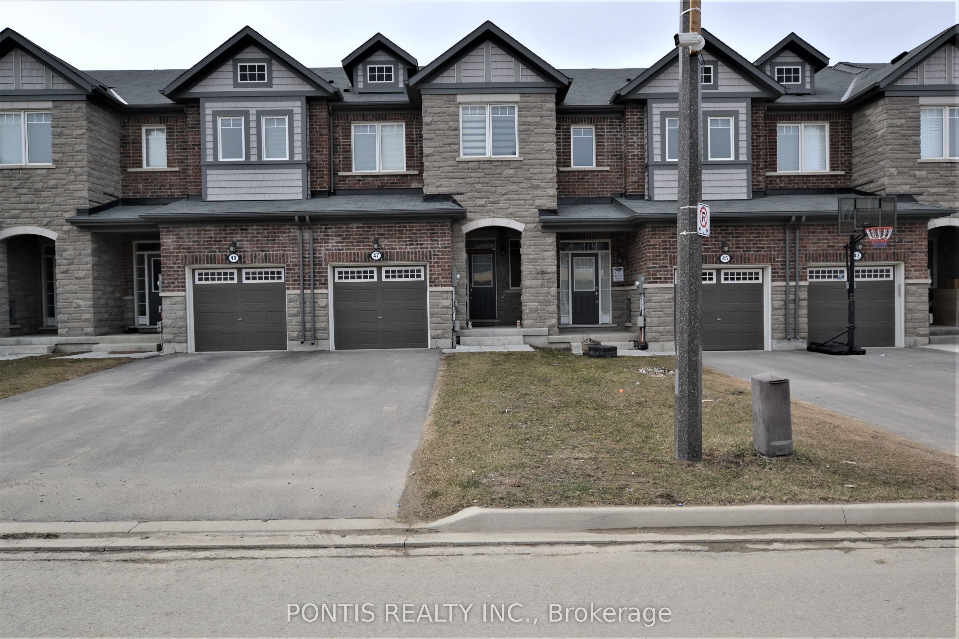 47 Phyllis Drive, Caledon, ON L7C 4E2