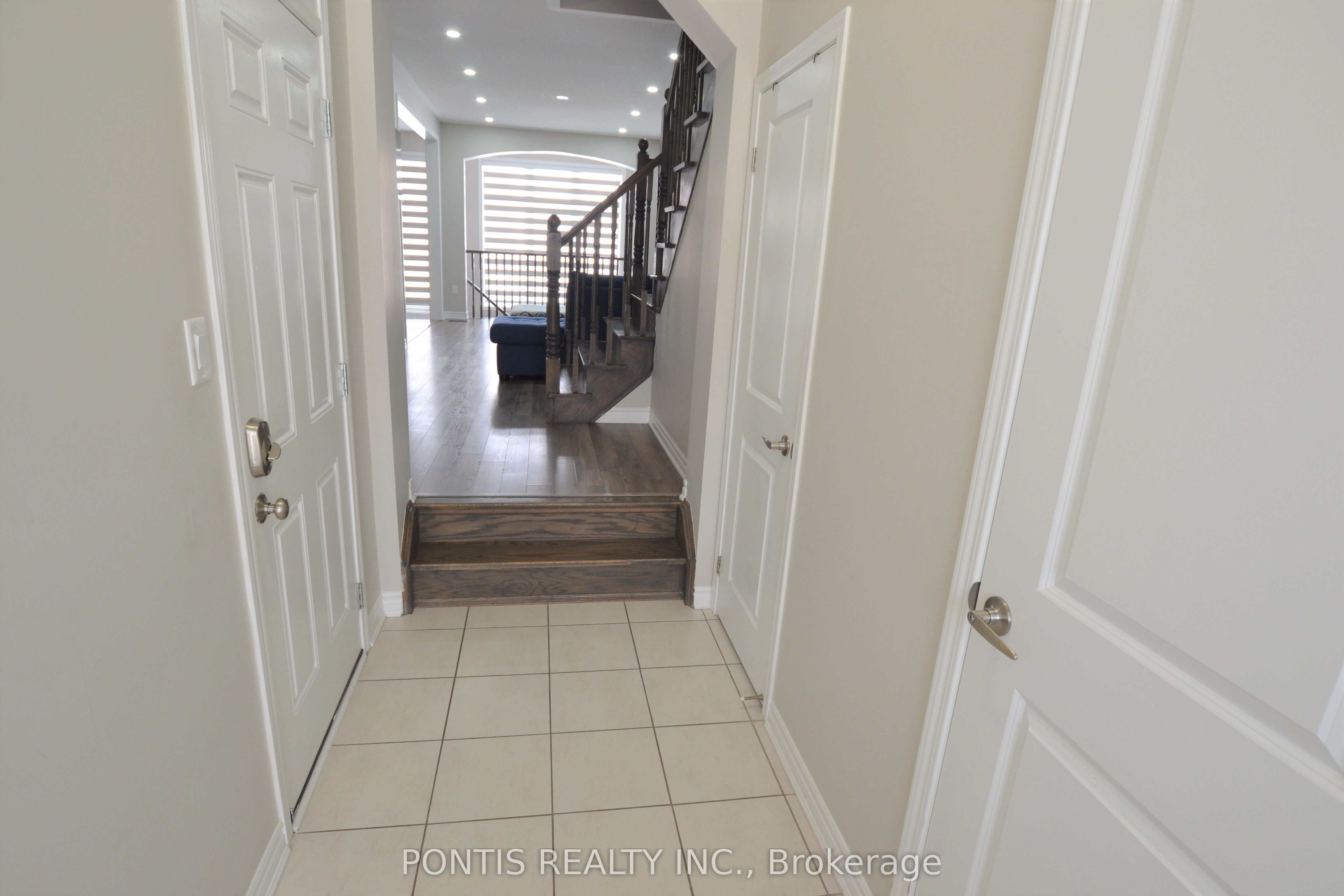 47 Phyllis Drive, Caledon, ON L7C 4E2 photo 3