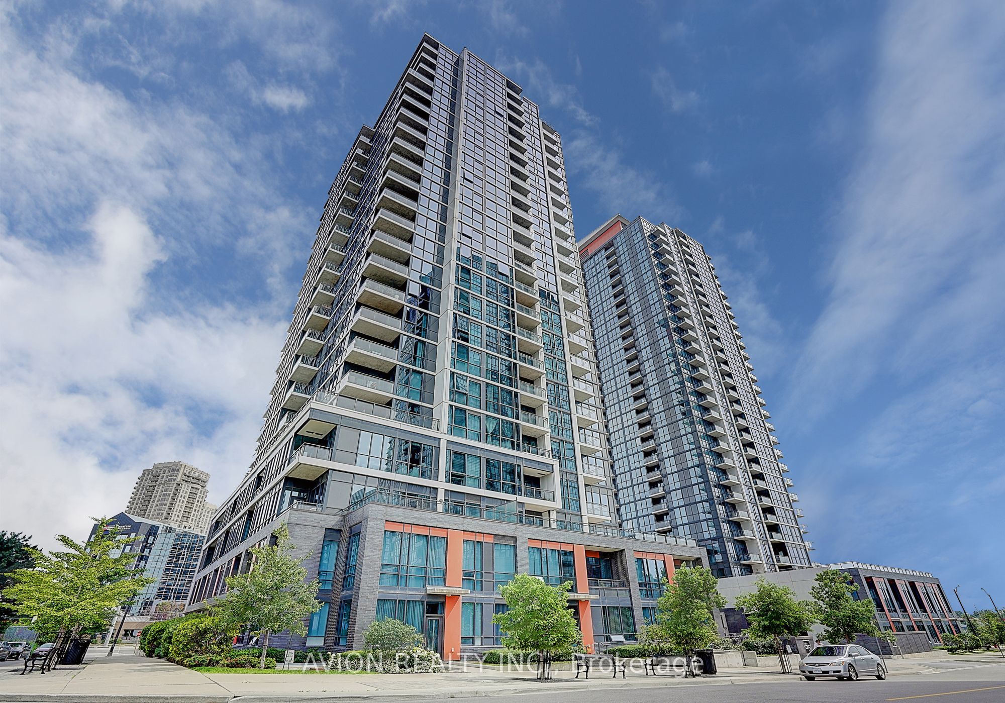 55 Eglinton Avenue W 1202, Mississauga, ON L5R 0E5