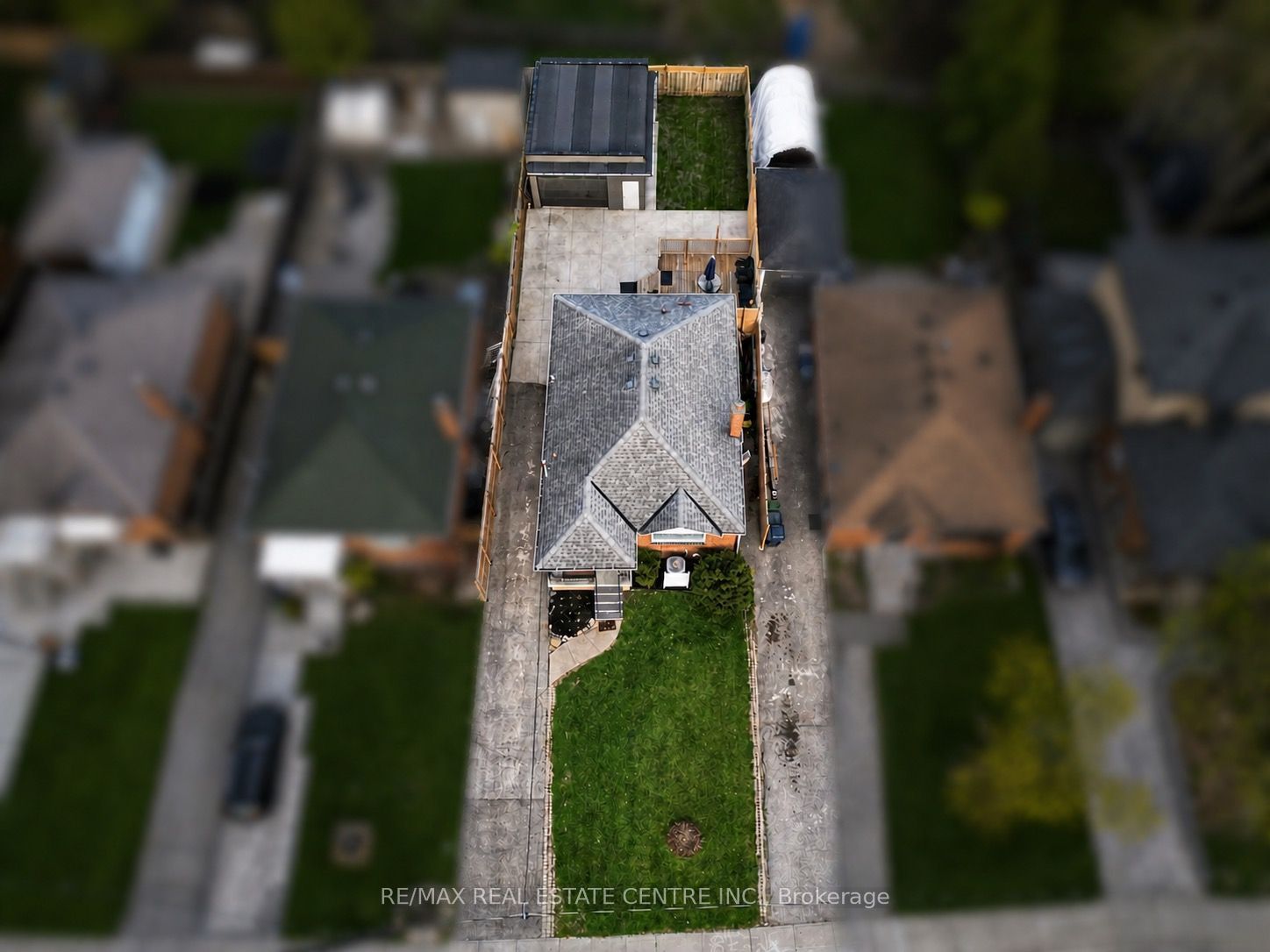 75 Cynthia Road, Toronto, ON M6N 2P8 photo 2