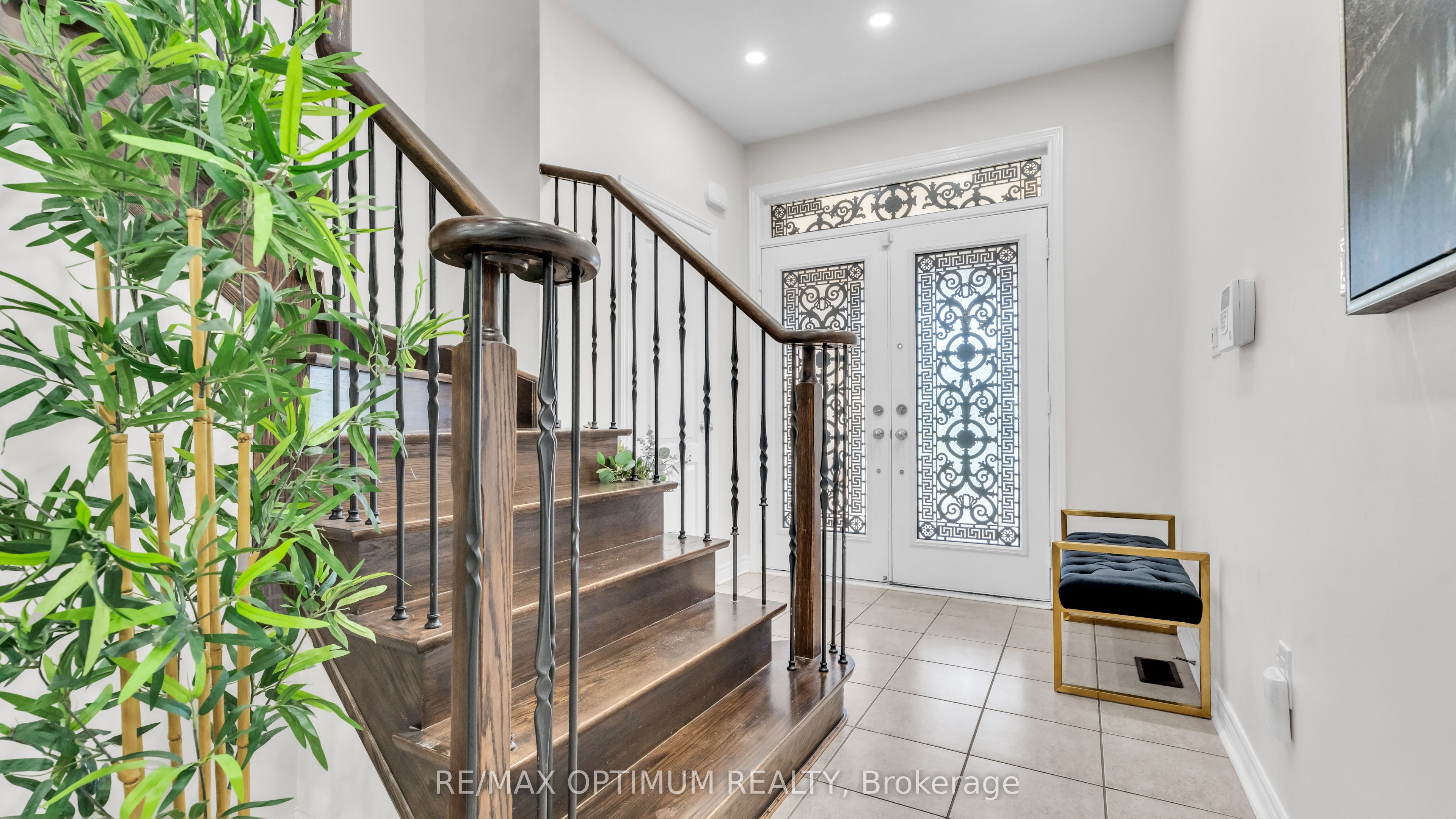3 Gosling Street, Brampton, ON L6Y 0V2 photo 4