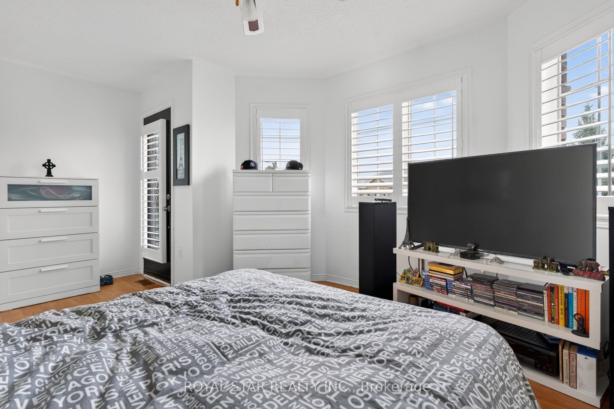 3841 Edgecliffe Run, Mississauga, ON L5M 6N6 photo 3