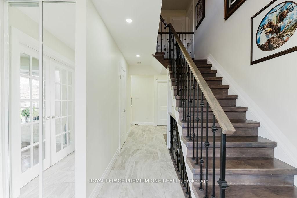 25 Sir Lancelot Court, Caledon, ON L7E 1N3 photo 5