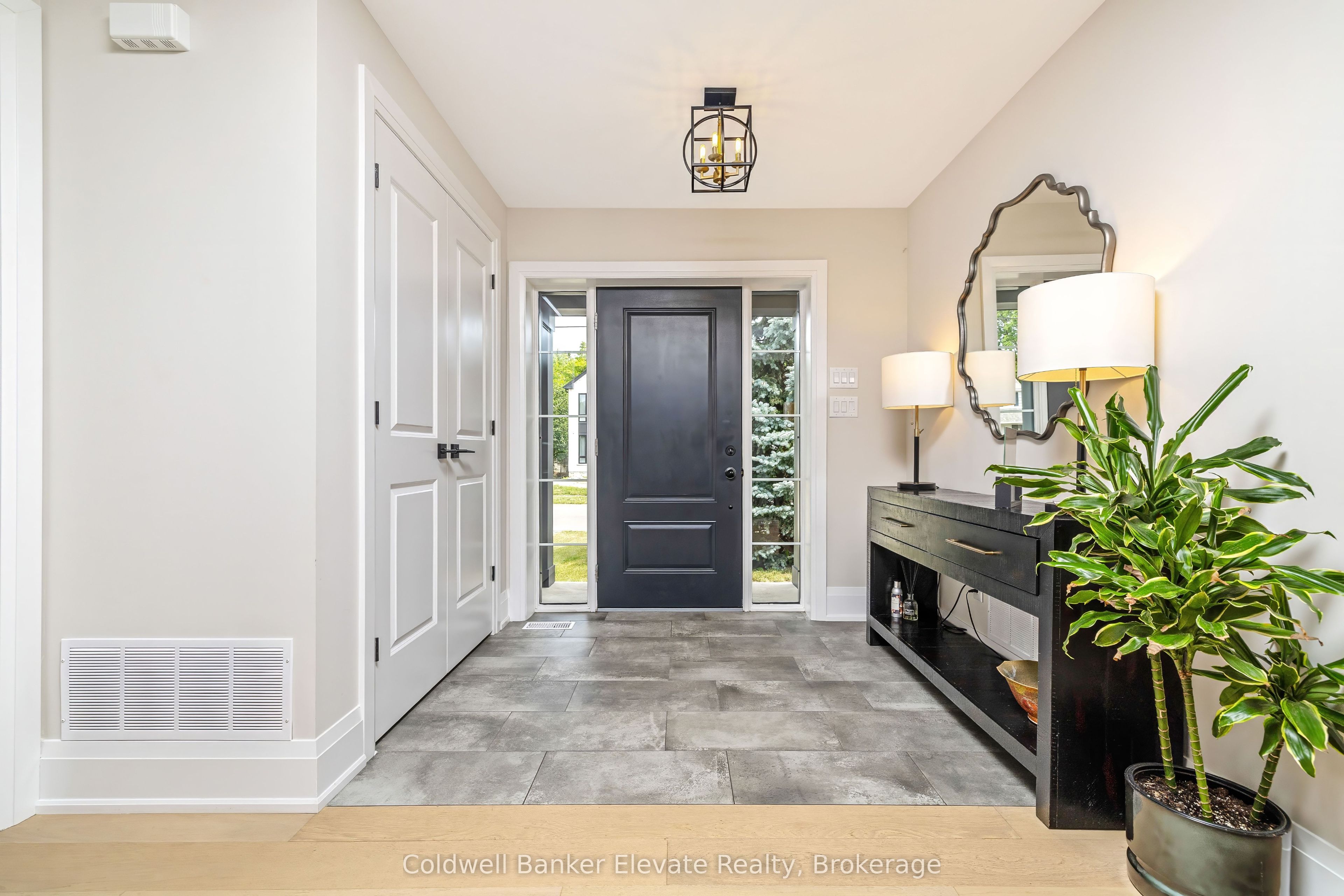 244 Bell Street, Milton, ON L9T 2A9 photo 5
