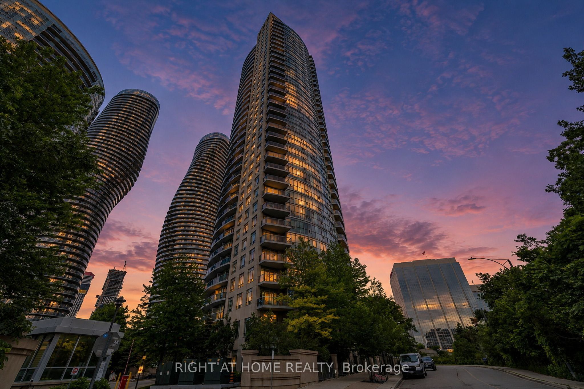 80 Absolute Avenue 2302, Mississauga, ON L4Z 0A5 photo 2