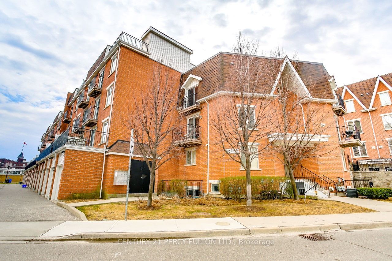 20 Machells Avenue N 112, Toronto, ON M6K 3H8 photo 4