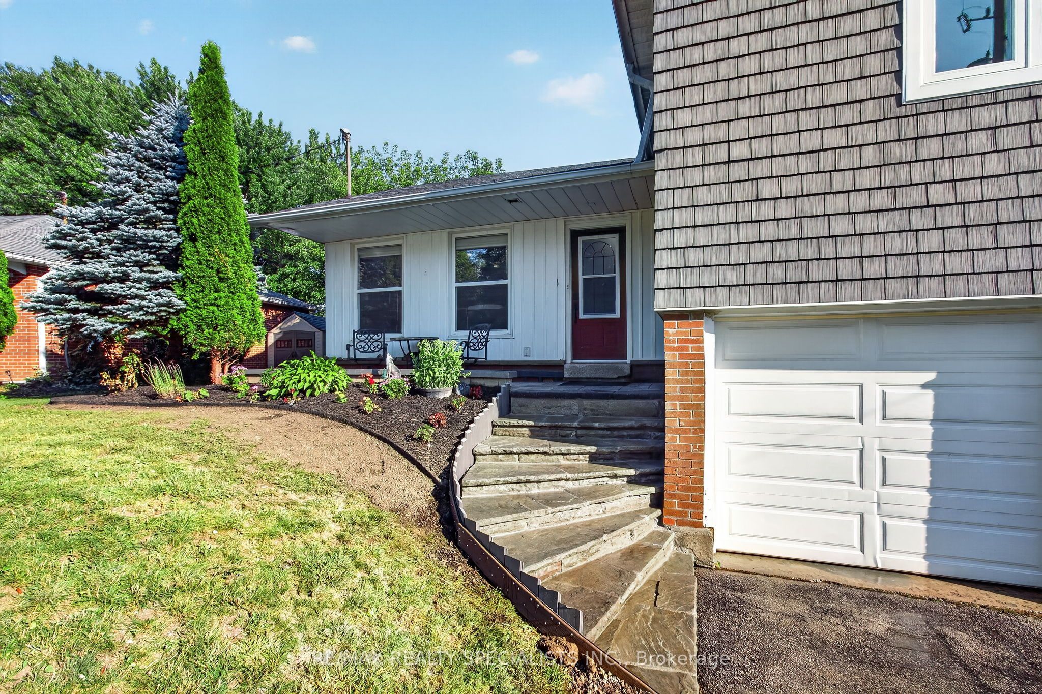 24 Regan Crescent, Halton Hills, ON L7G 1B1 photo 5