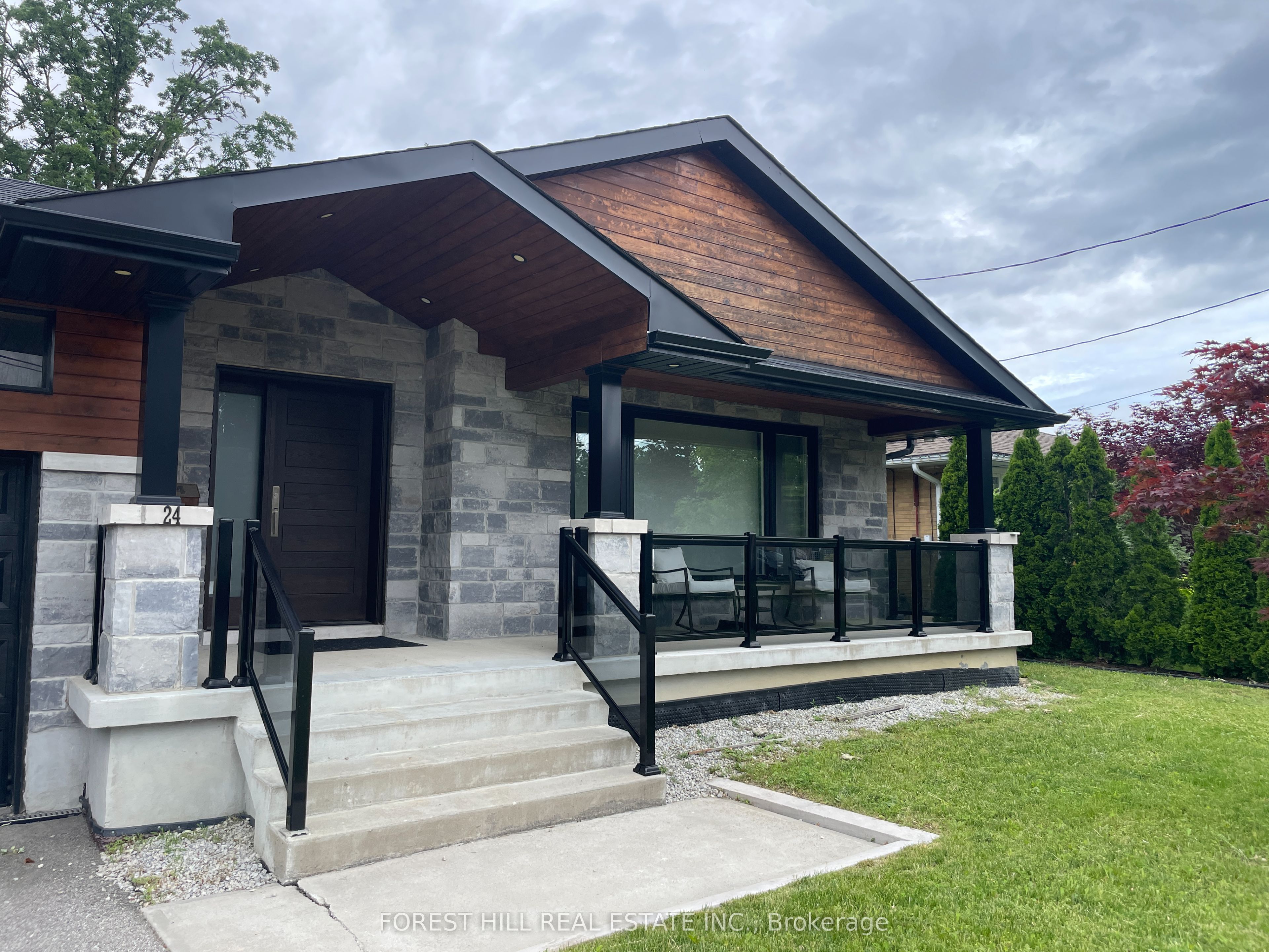 24 Academy Road, Toronto, ON M9N 3K2 photo 4