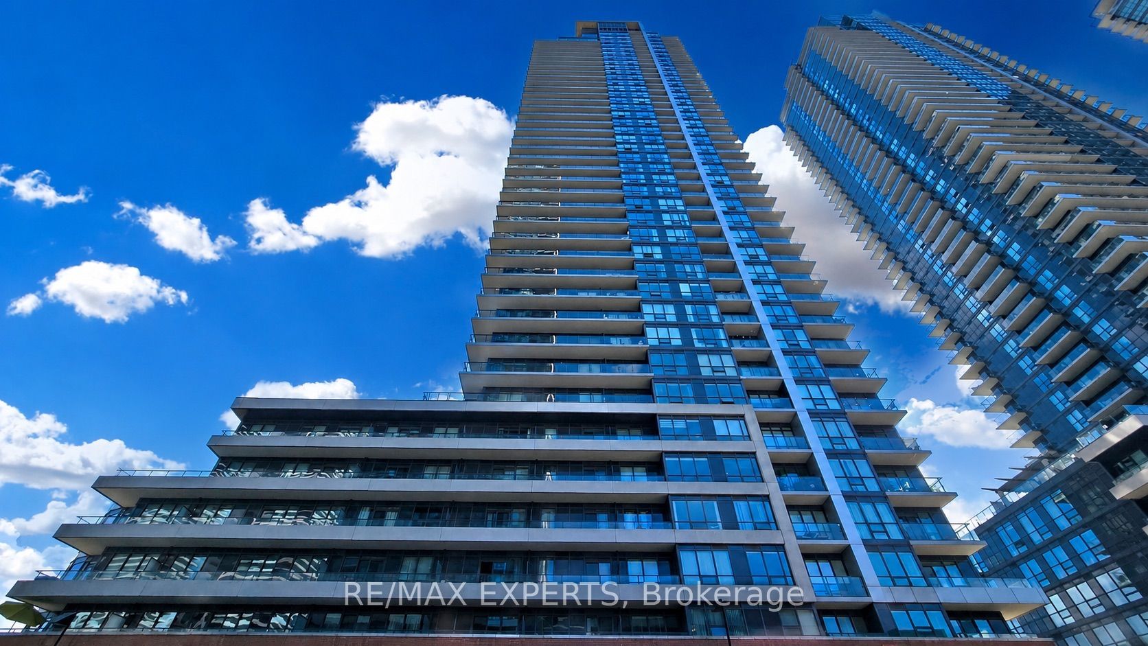 2212 Lakeshore Boulevard W 615, Toronto, ON M8V 0C2 photo 2
